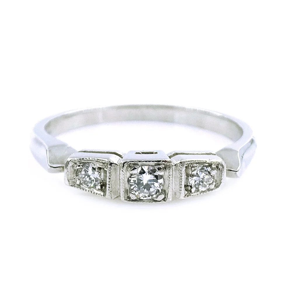 Three Diamond Band Ring Platinum