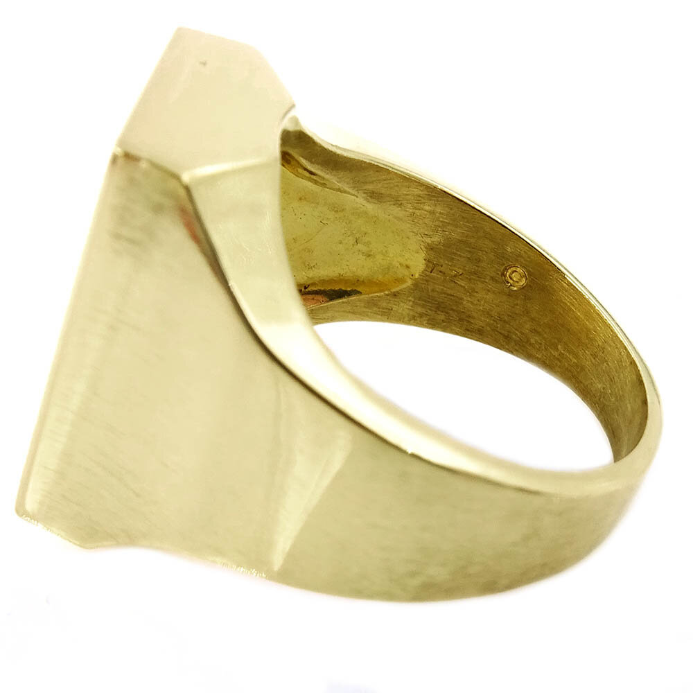 Belastingen blozen Zeker 18k Yellow Gold Diamond Men's Golf Ring | Antique & Estate Jewelry |  Designs in Gold