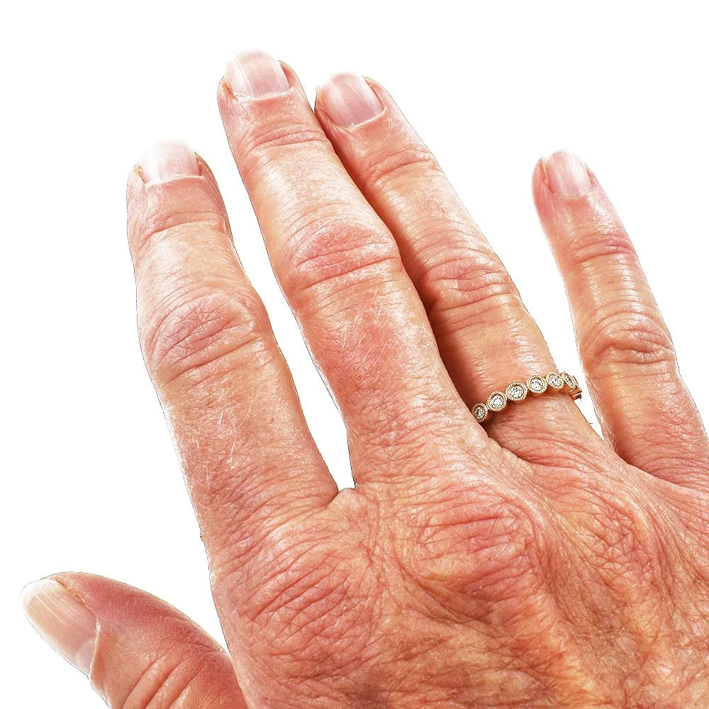 303-00257 Web (hand).JPG