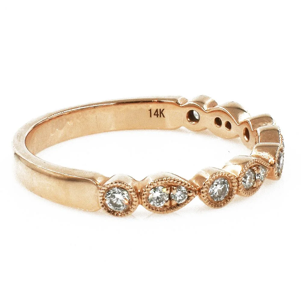 303-00260 Web (14K).JPG