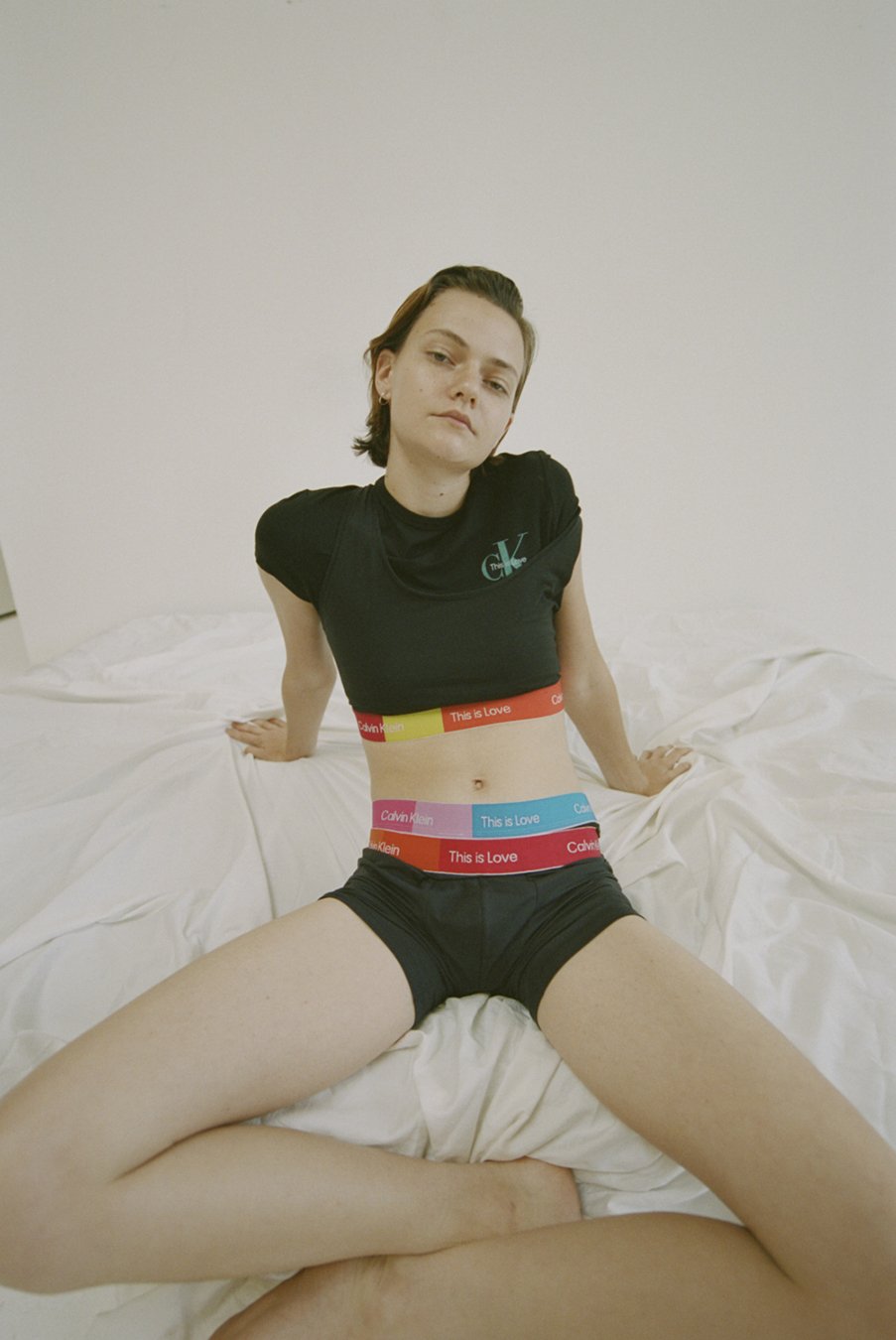 CALVINKLEIN-000465400023.jpg