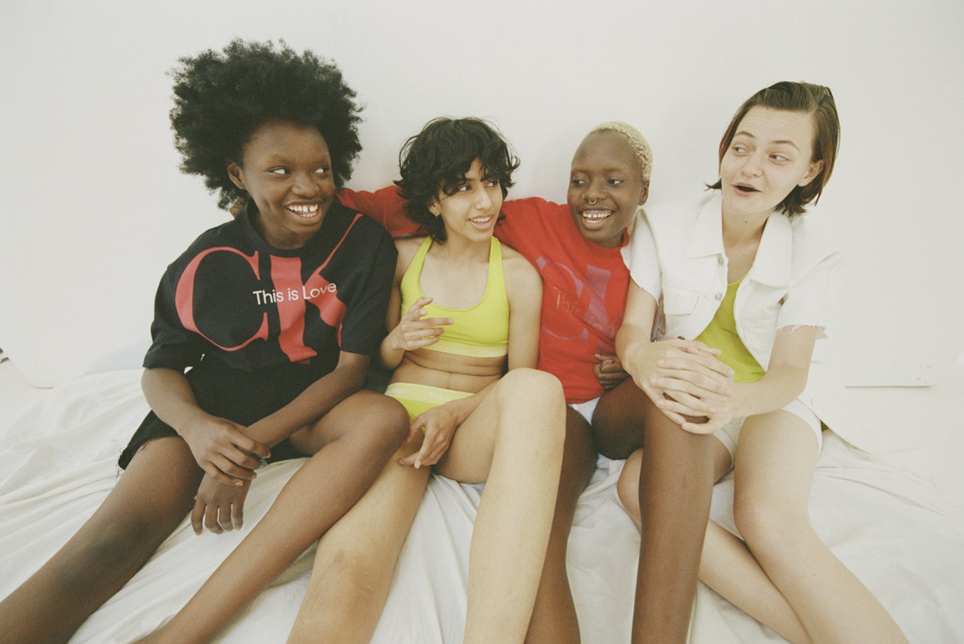 CALVINKLEIN-000465410005.jpg