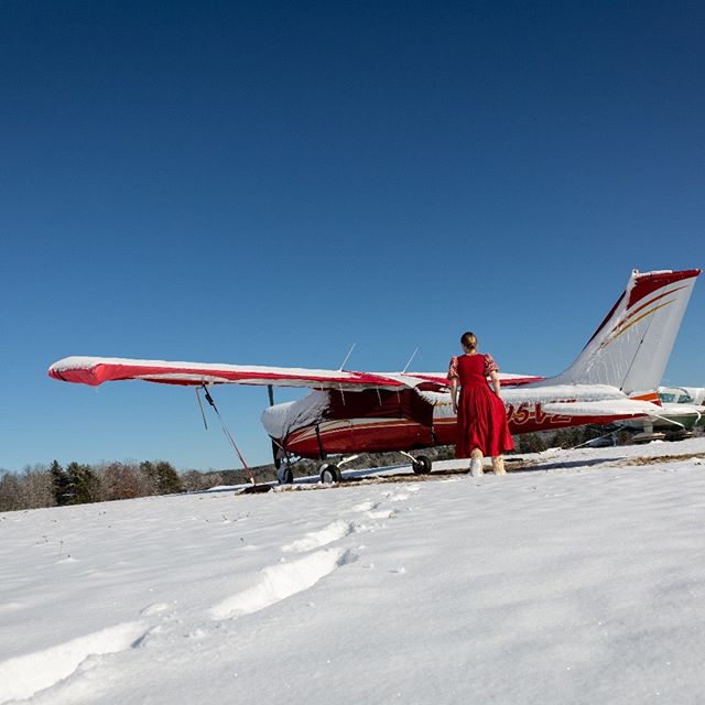 &copy; Lisa Vollmer A Self-Portrait in the Berkshires, 2019:
Thank you Walter J Koladza Airport Great Barrington, Massachusetts.
:
:
#greatbarringtonairport #selfportrait #fineartphotography #reddress #red  #aviation #airplane #airlines #flying #flig