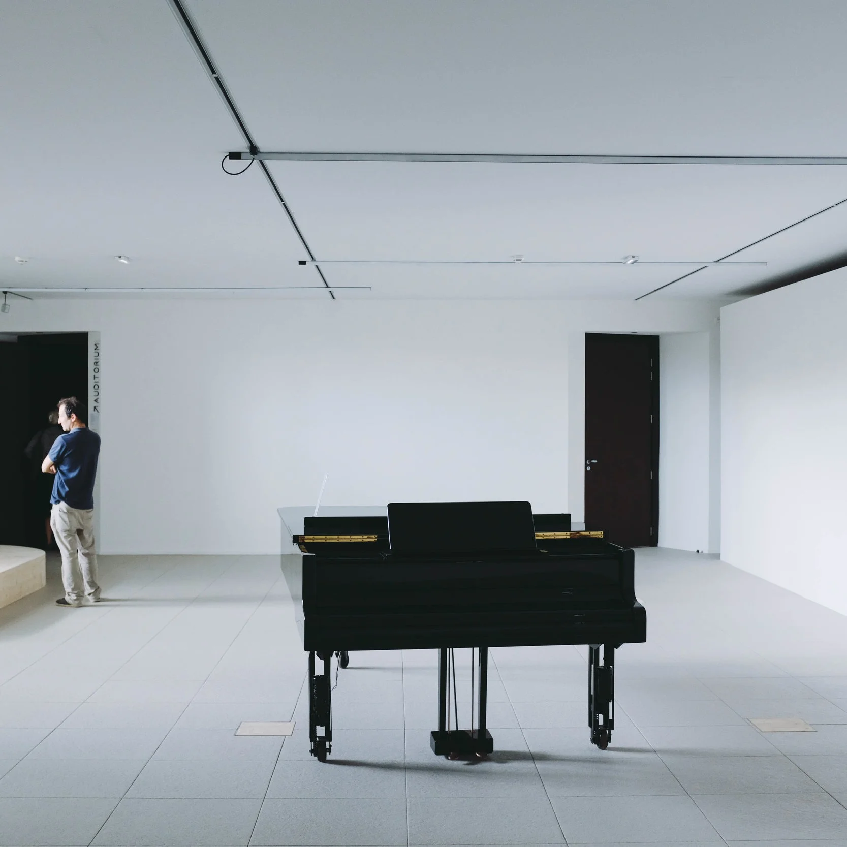 Music Traveler Delivers a Baby Grand