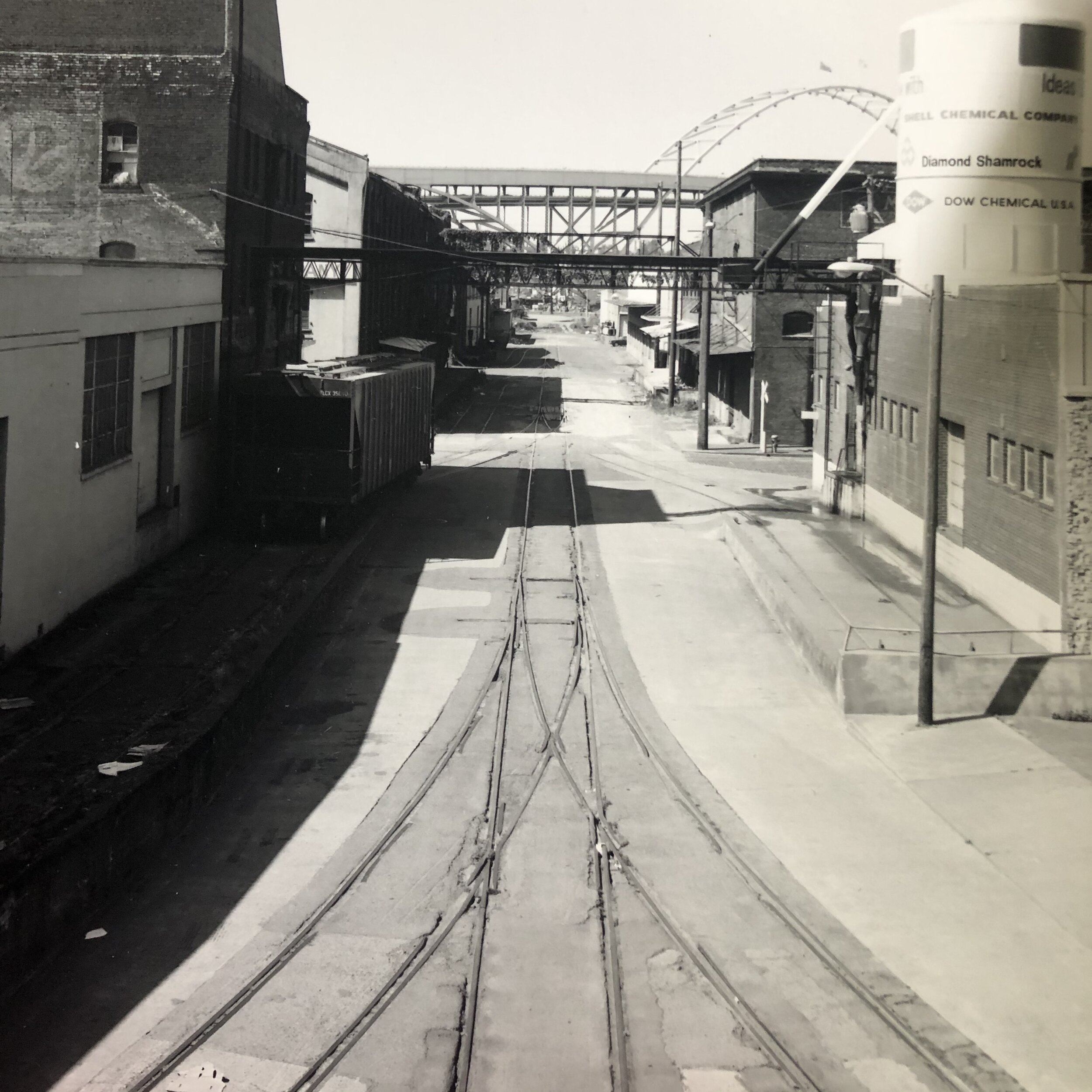 NW 13th & Lovejoy Facing North 1984