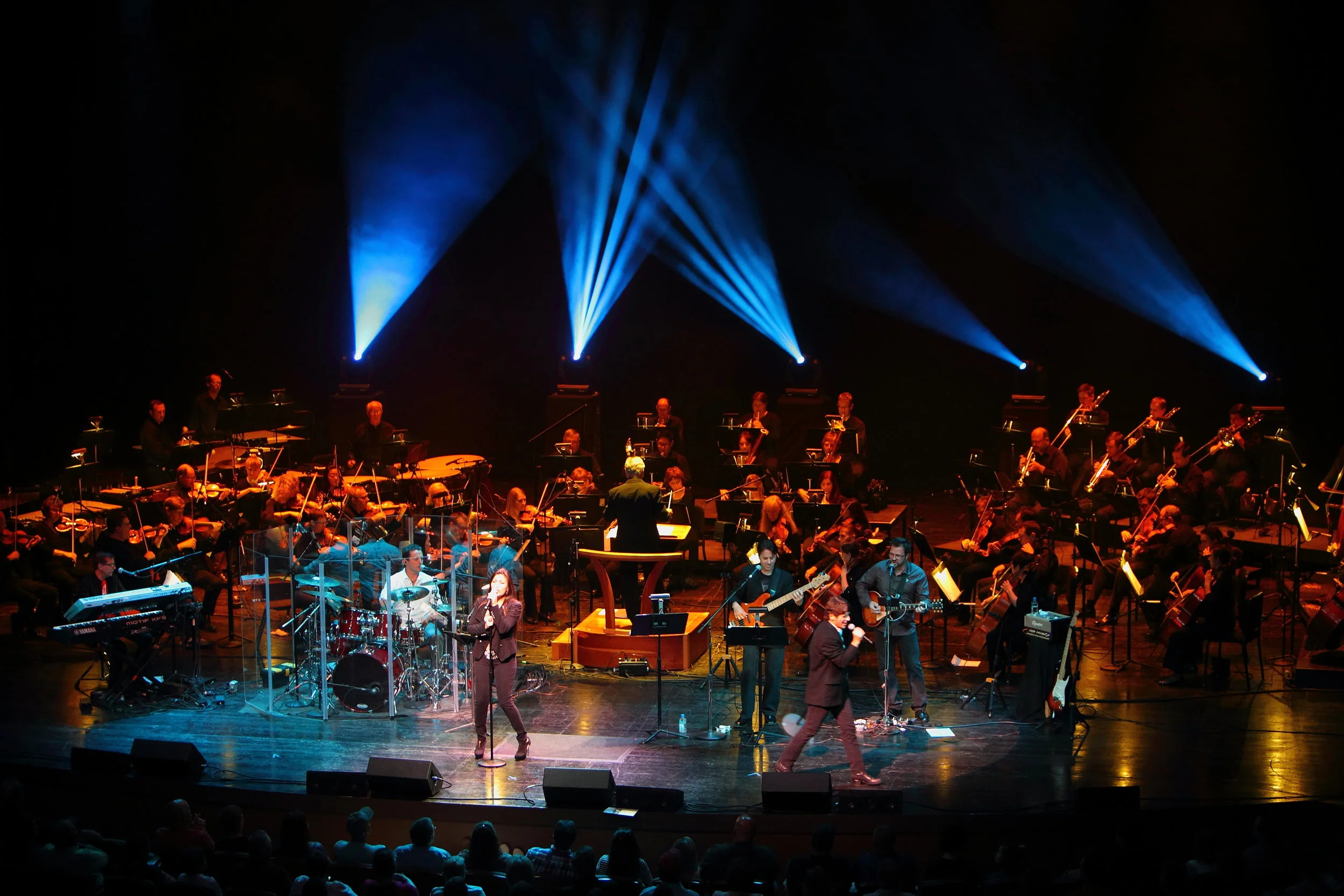 Show shot blue lights X.JPG