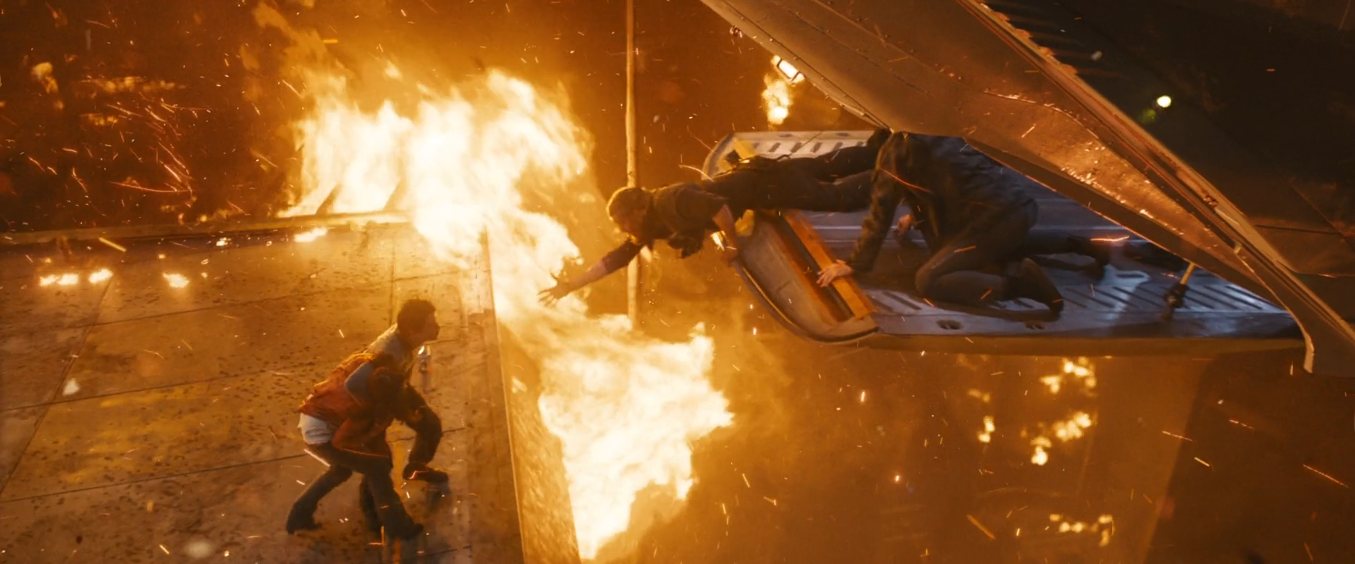 TheDeathCure.mp4_snapshot_02.07.13_[2018.04.16_22.21.02].png