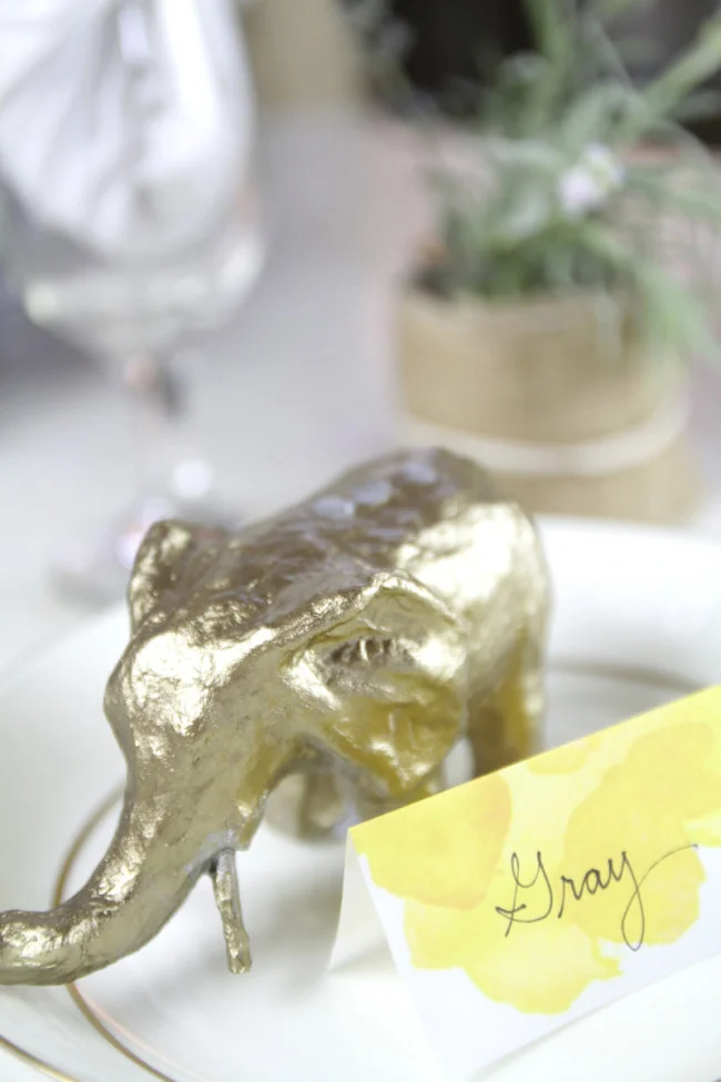 the gold paint on these makes any table setting look nice