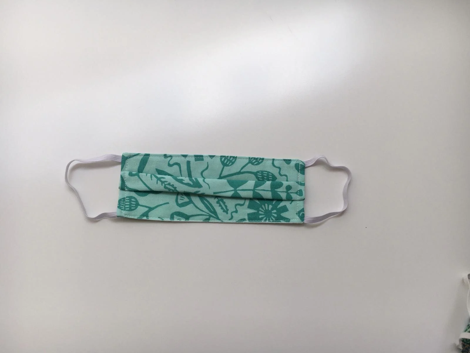 kids: green floral masks