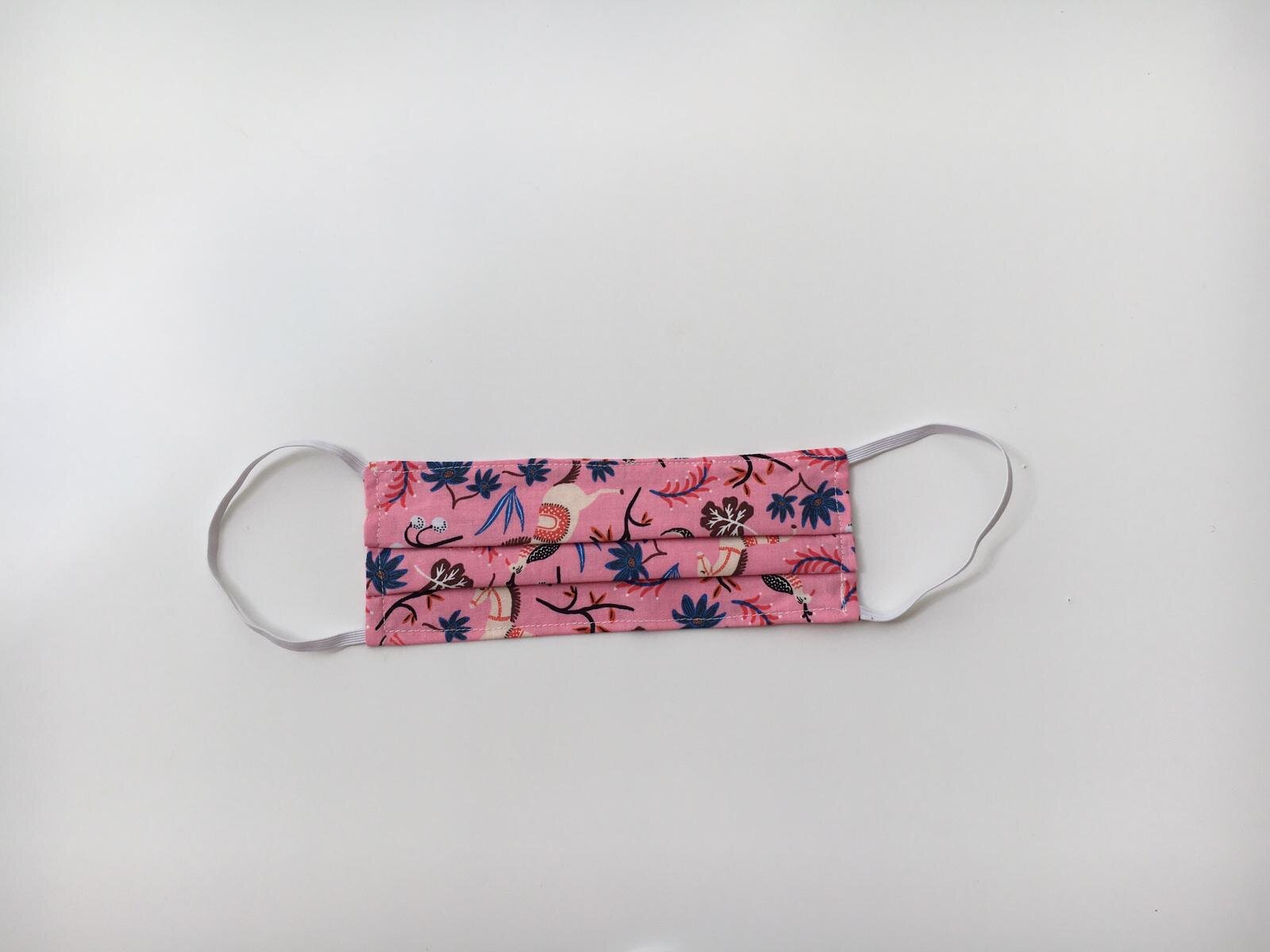 junior: pink carousel masks