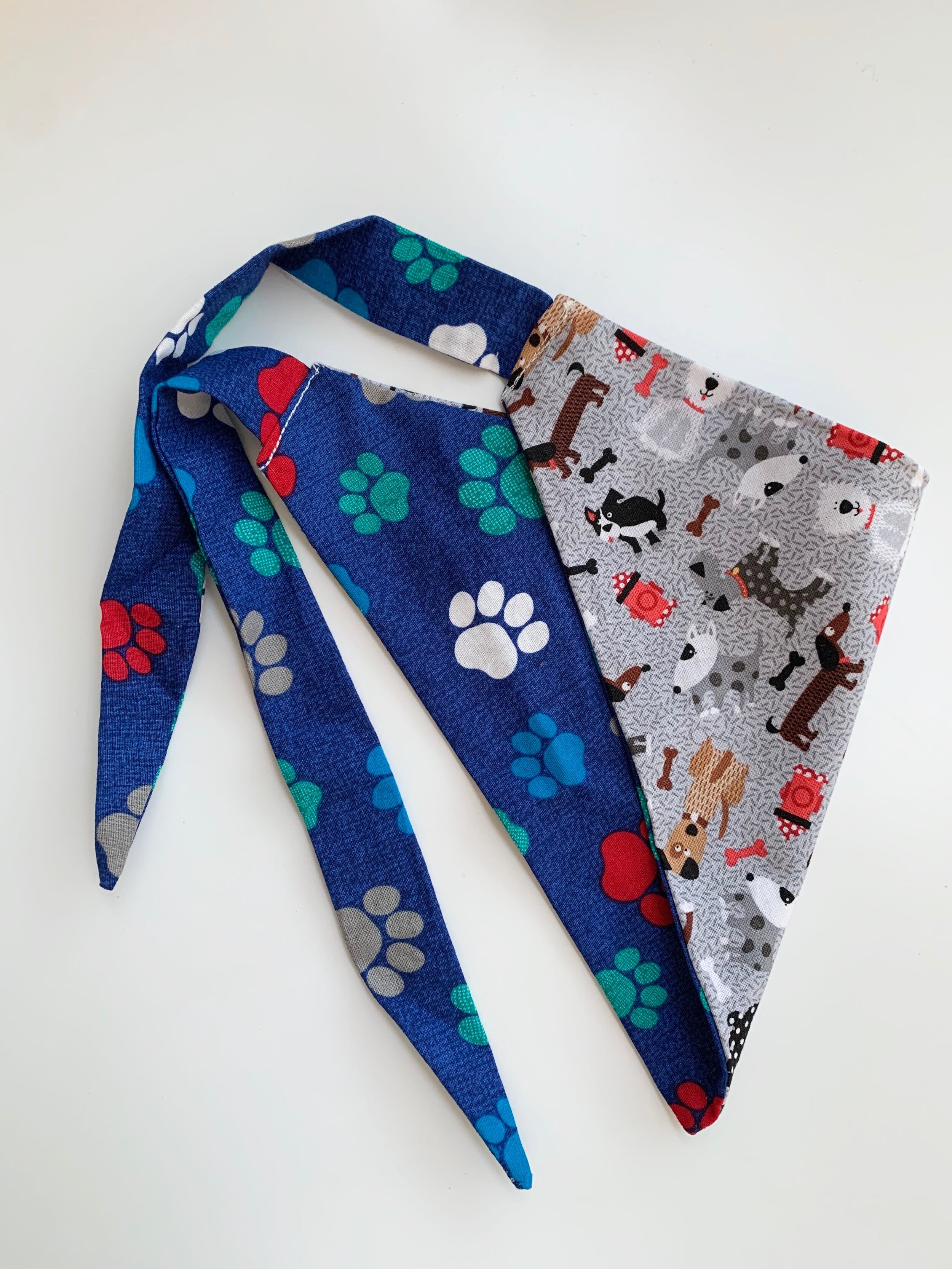 reversible dog bandana: grey dog life/navy dog paw