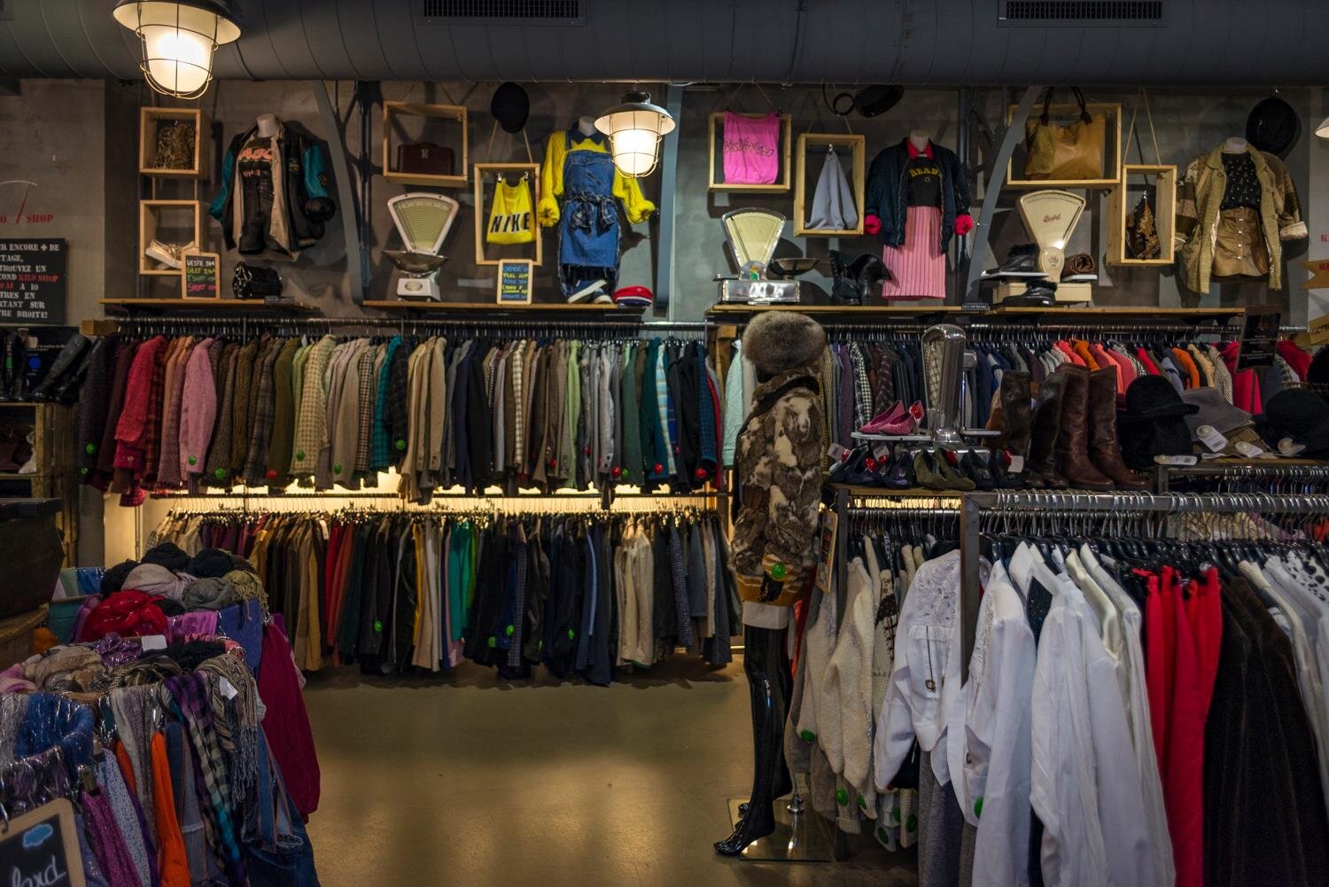 Shopping a Paris Thrift Store, France's Version of Goodwill