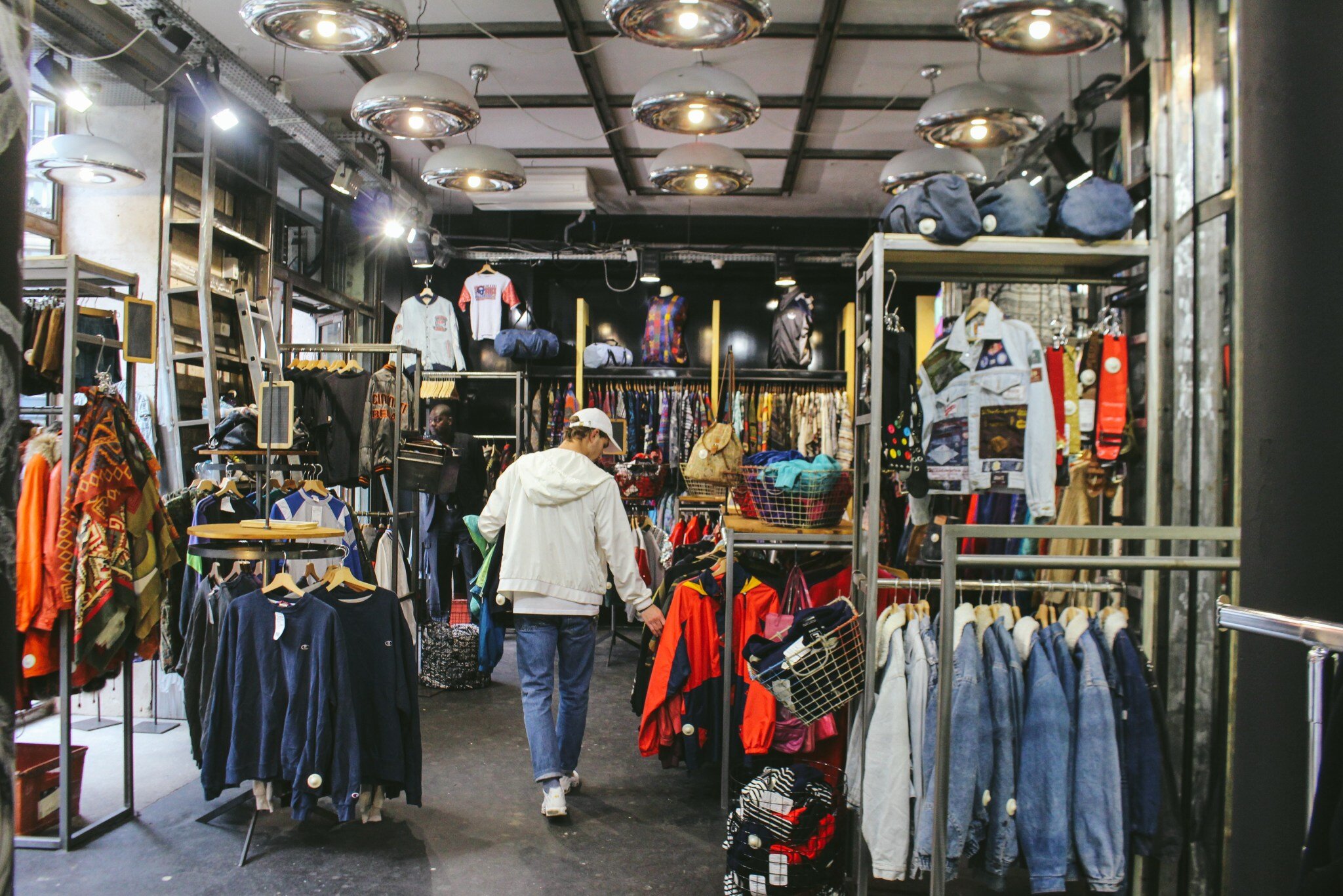 Four Paris Vintage Stores you Can Visit in an Afternoon