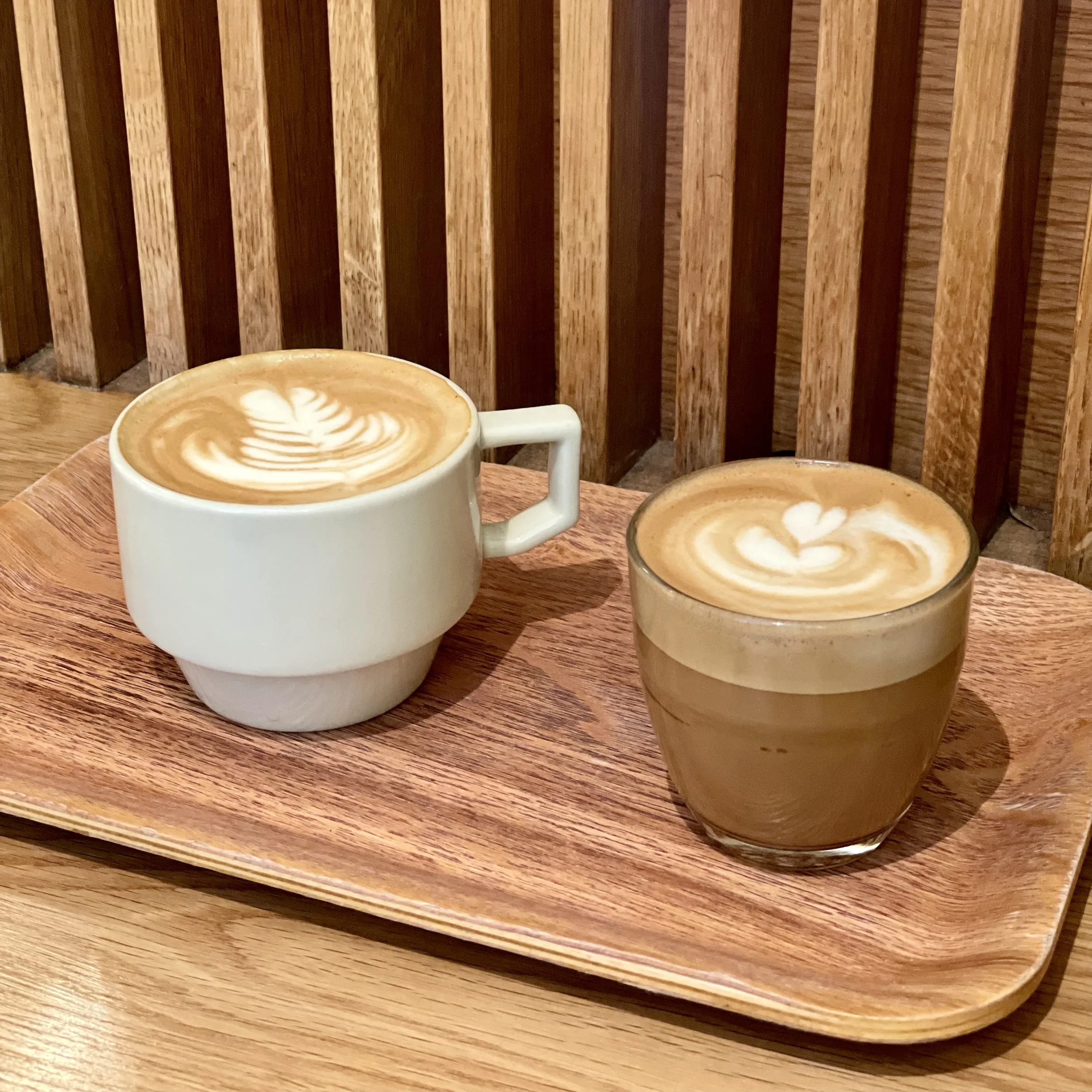 Best LATTE ART from Cafés & Coffee Shops in LONDON UK