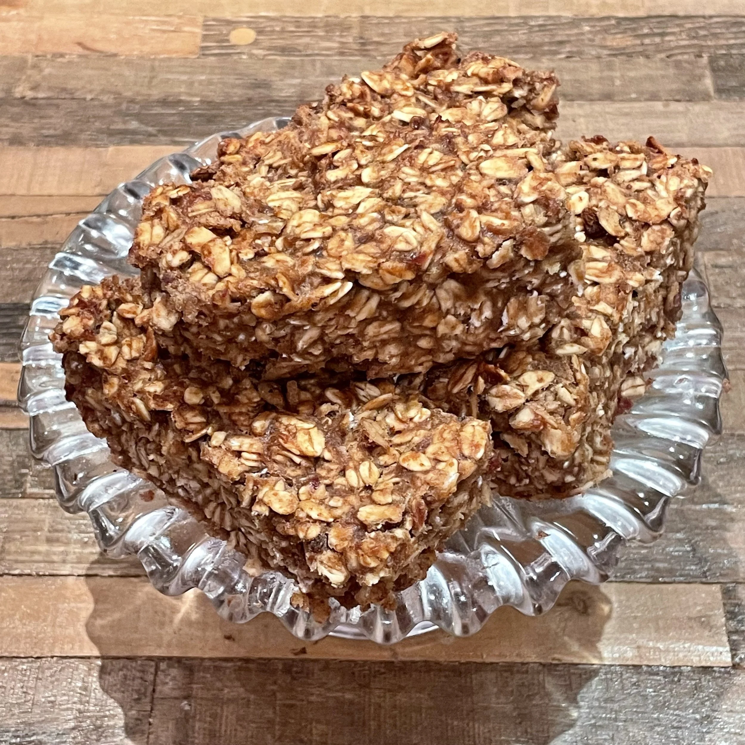 Healthy No-Bake Maple Oatmeal Breakfast Bars Recipe (Vegan + Gluten Free + Refined Sugar Free)