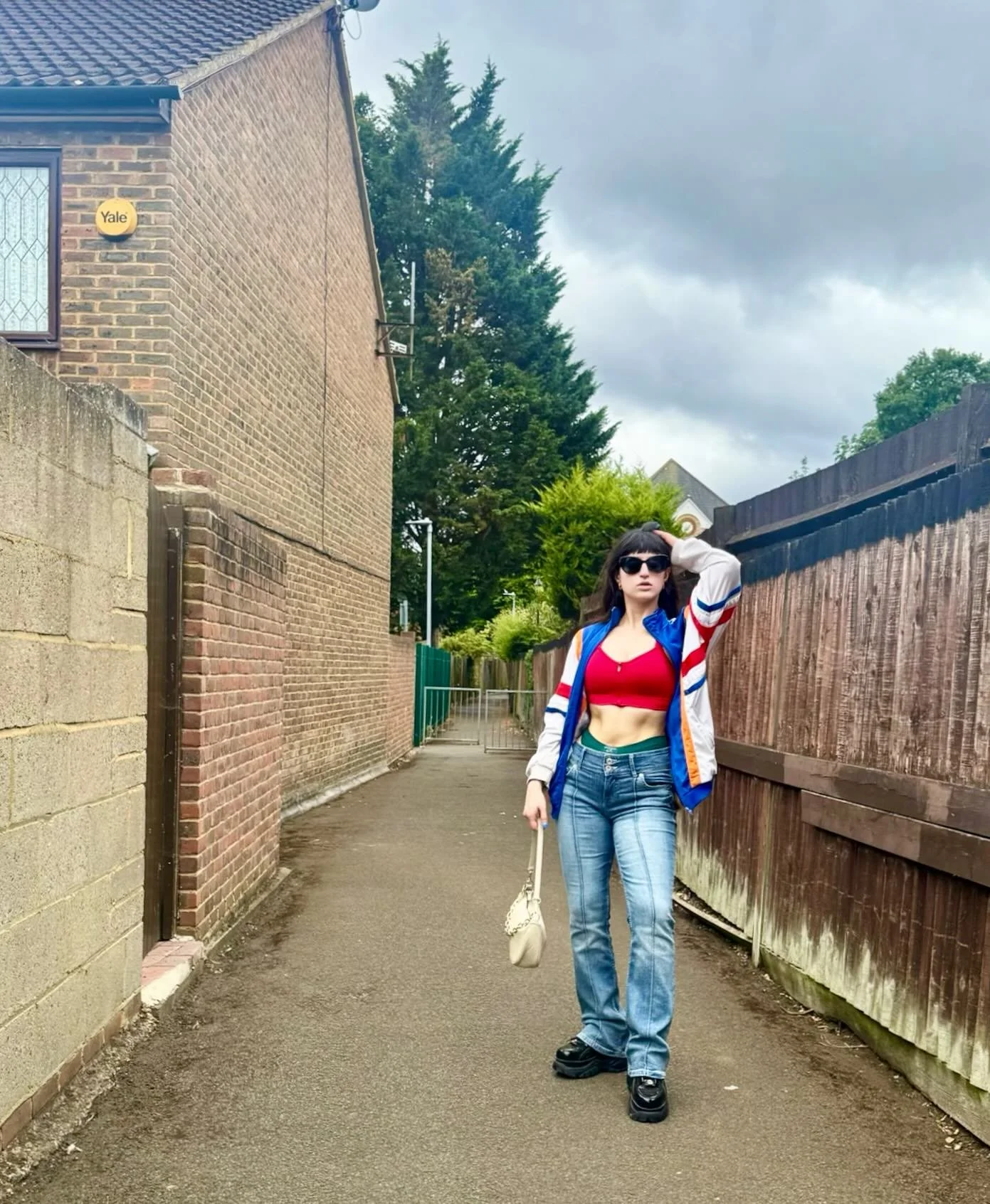 Slowly sorting through that photographic backlog&hellip; 
&bull;
&bull;
&bull;
&bull;
&bull;
&bull;
&bull;
#ldn #london🇬🇧 #booty #britain #croptop #streetstyle #abs #croptops #sexy #preppy #fashion #british #designer #londres #unitedkingdom🇬🇧 #hi