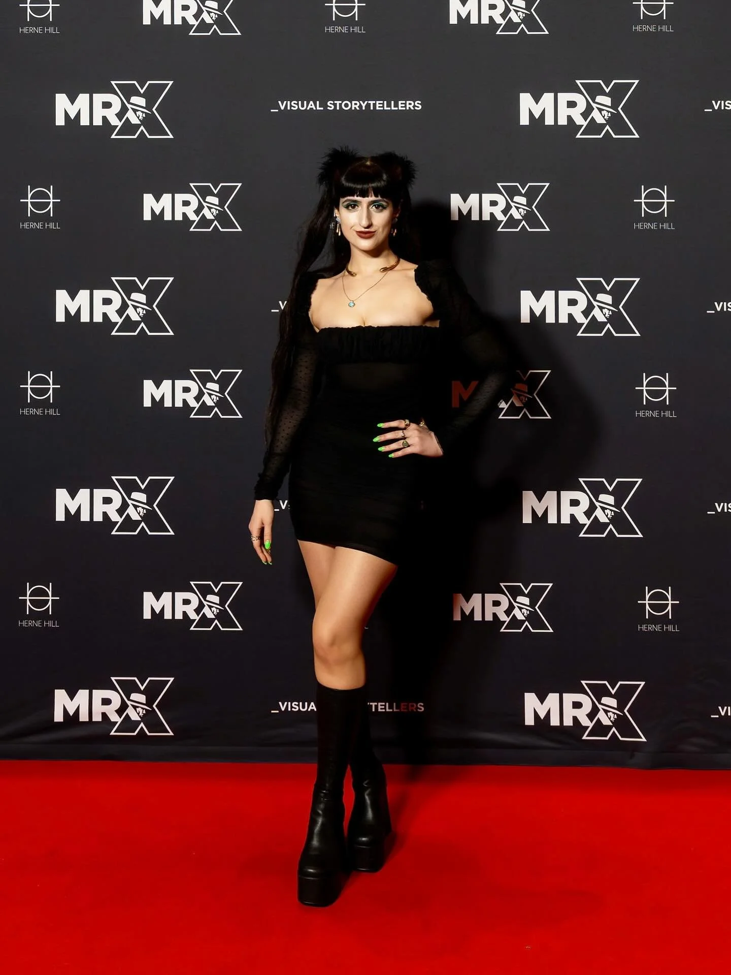 How do I enjoy my carpets&hellip;? Red. 
&bull;
&bull;
&bull;
@_mrxfx @tiff_net 
&bull;
&bull;
&bull;
#tiff #tiff50 #filmfestival #redcarpet #redcarpetfashion #fashion #designer #look #outfit #ootd #ootdfashion #ootdstyle #fashionstyle #style #actor 