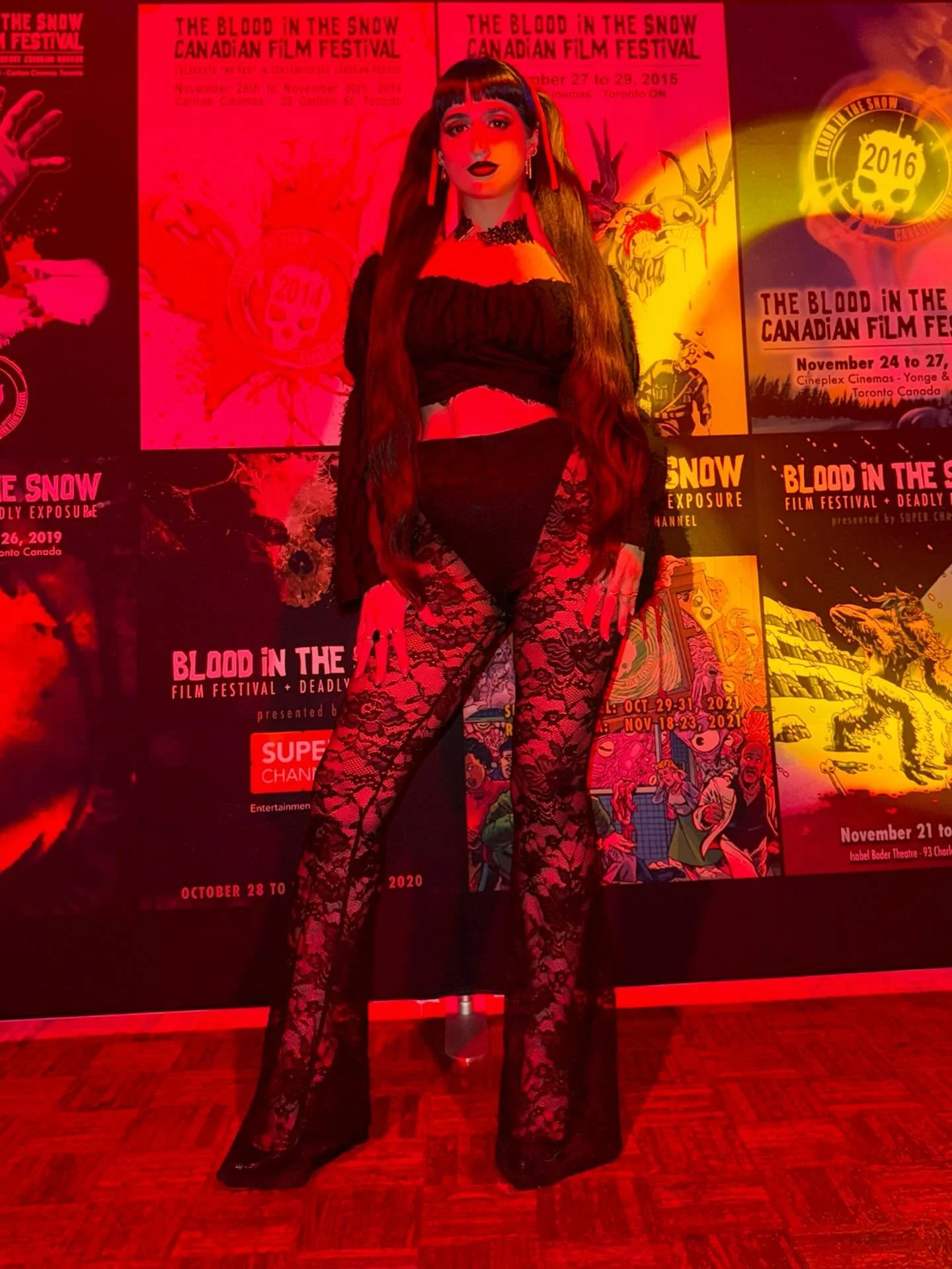 I&rsquo;m well red, clearly 🧛&zwj;♀️.
&bull;
&bull;
&bull;
@bitsfilmfest 
&bull;
&bull;
&bull;
#actor #actress #actorlife #actresslife #onset #moviepremiere #premiere #cinema #tvshow #tv #film #horror #horrormovies #horrorfan #horrorfilm #horrorfan 