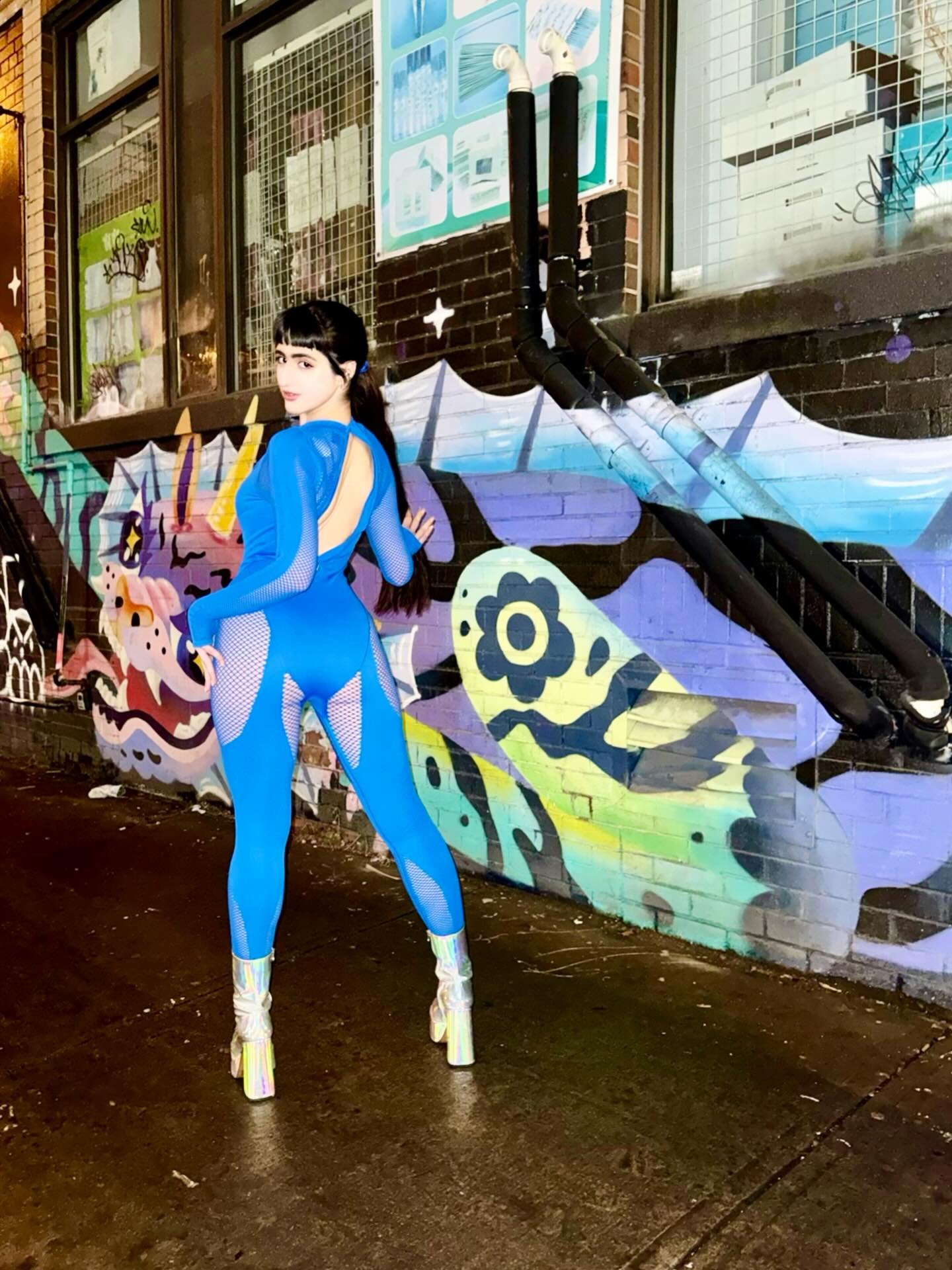 Glad I had a reason to finally rock this broken-zippered jumpsuit! Scroll for Jackie&rsquo;s hideous &ldquo;labubu popstar&rdquo; art she made of me. 
&bull;
&bull;
&bull;
&bull;
&bull;
#styleinspo #stylefashion #fashioninspo #fashionaddict #lookofth