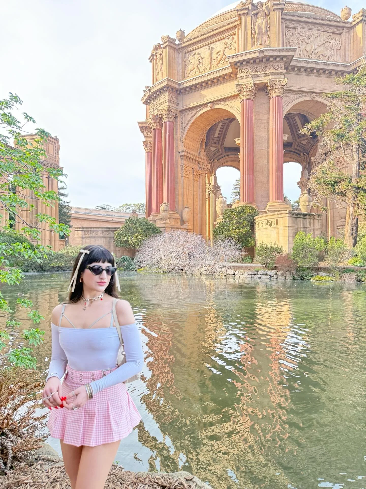 Fan of SanFran!
&bull;
&bull;
&bull;
&bull;
&bull;
#sanfrancisco #california #pleatedskirt #outfit #cute