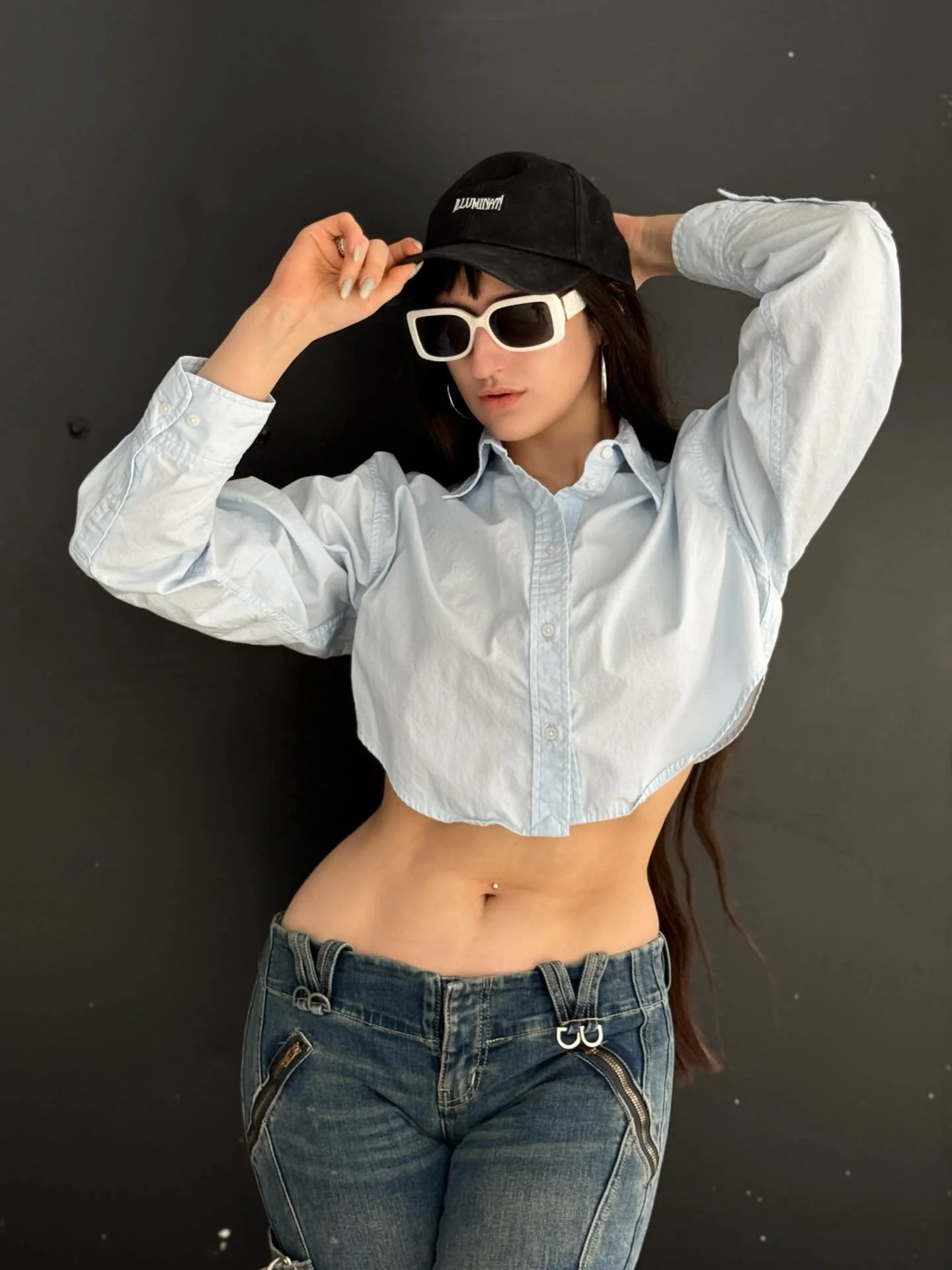 Look what I just got 🤗!
&bull;
&bull;
&bull;
&bull;
#bellybuttonpiercing #navelpiercing #y2kfashion #y2k #ootd