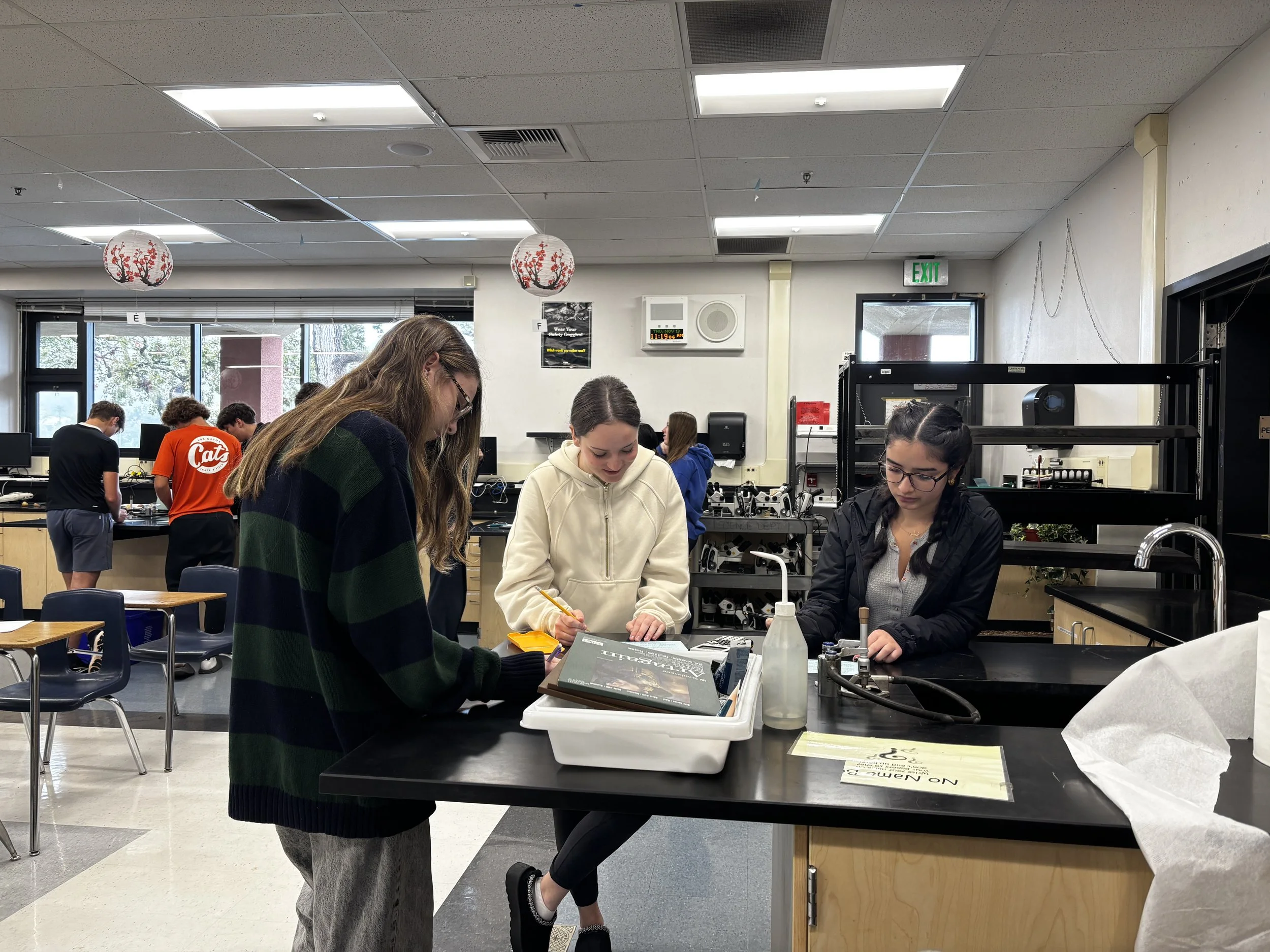 Science Labs.JPG