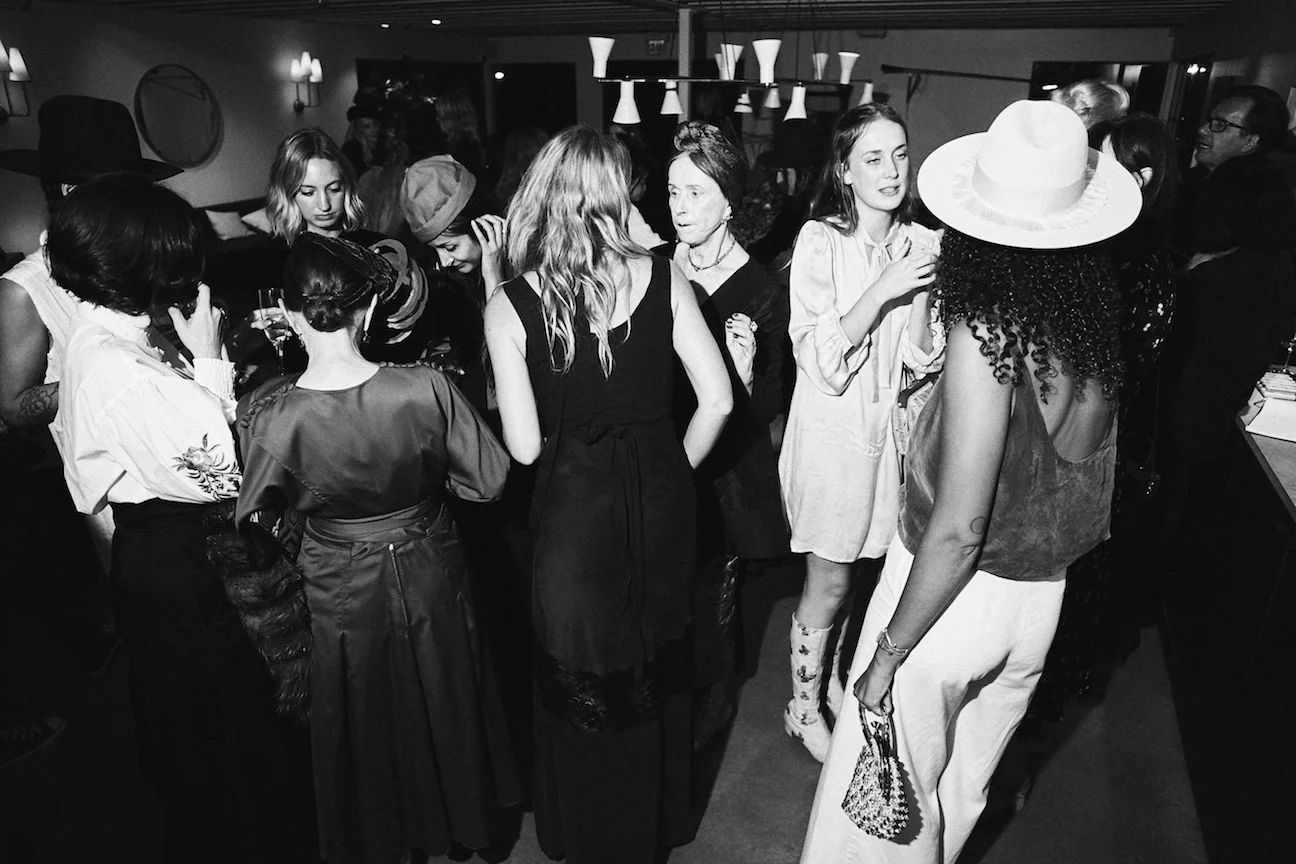 The Line Beatrix 207.jpg