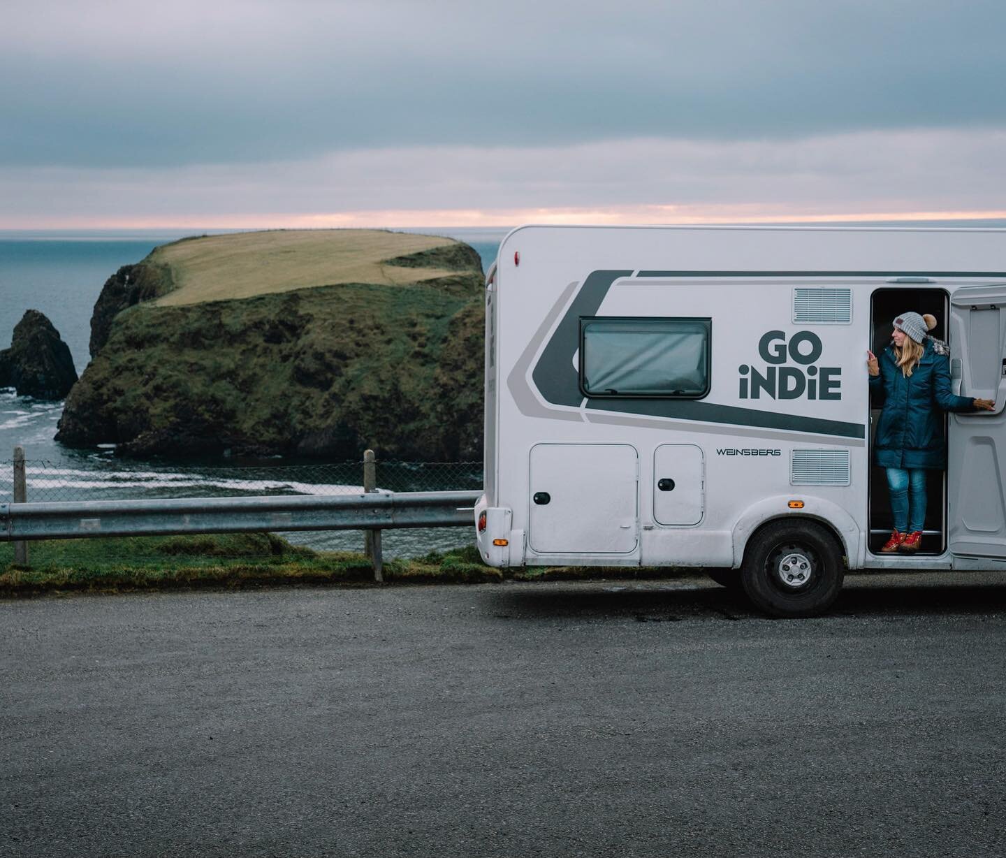 Traveling around a foreign country by campervan during the holidays? YES, I highly recommend it!! It&rsquo;s hard to believe that this time last year we were off exploring Ireland&rsquo;s Wild Atlantic Way and taking in all of the Holiday vibes along