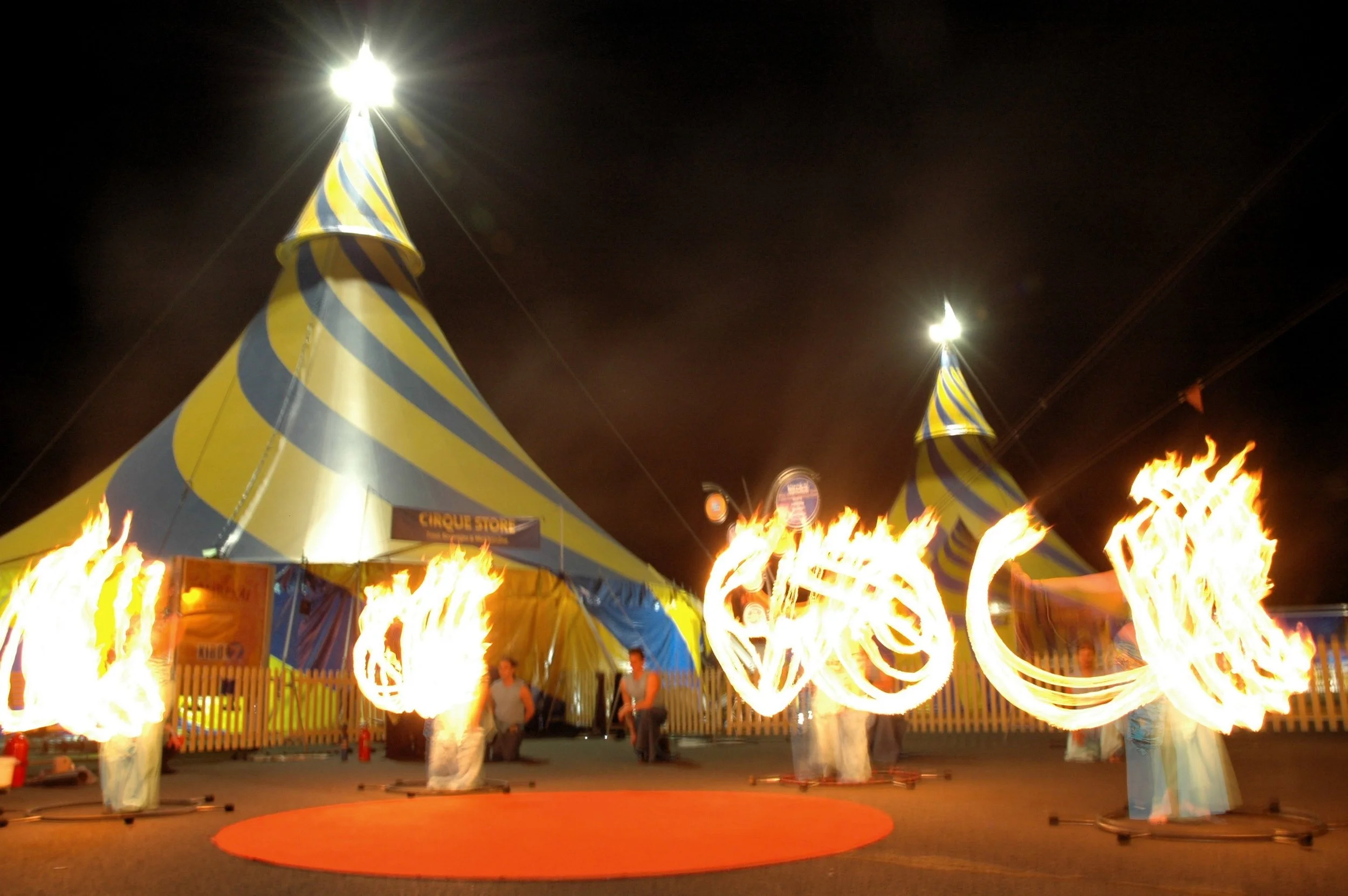 Lcirque 6 copy 2.JPG