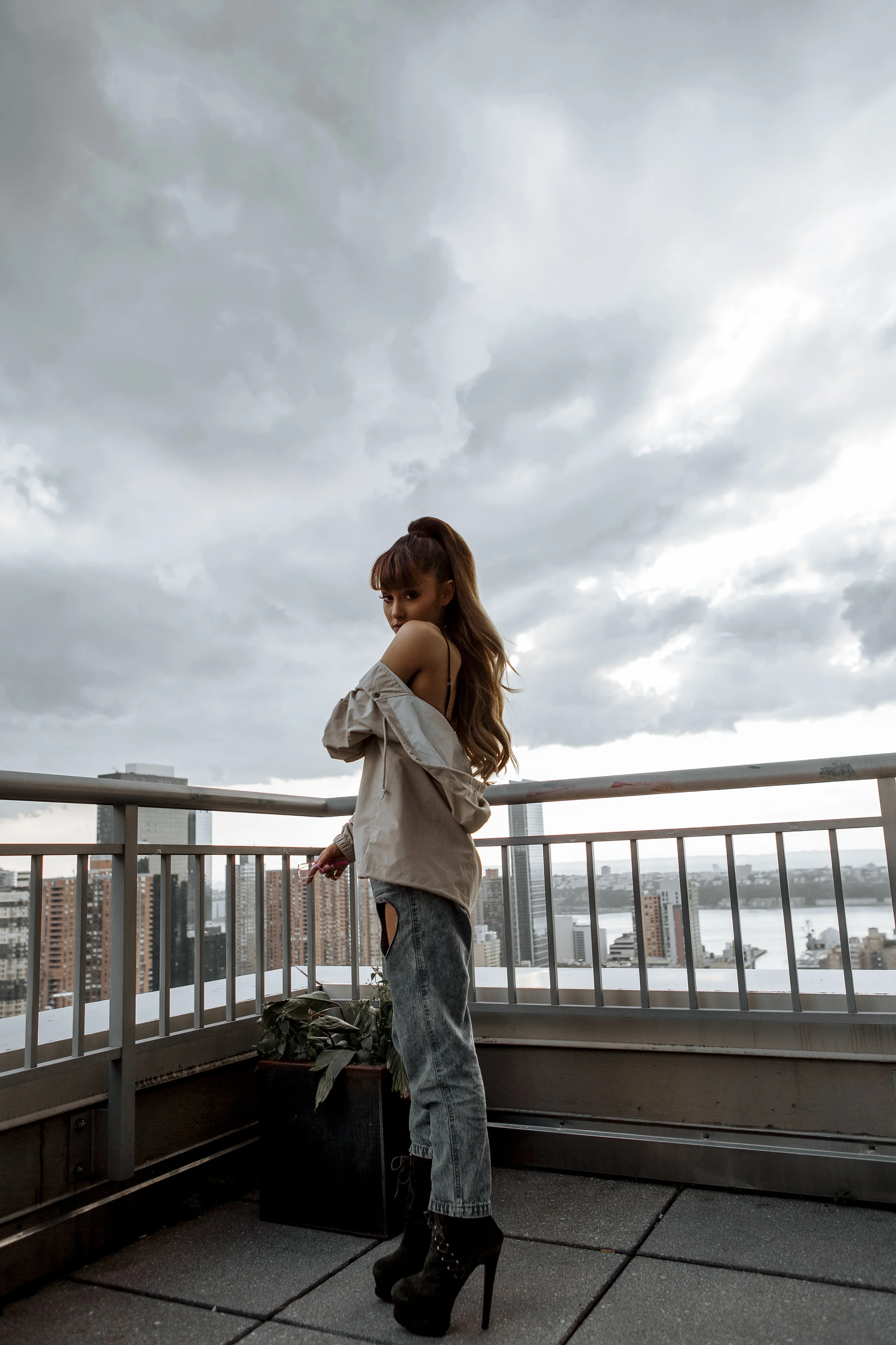 Ari roof 1-2.jpg