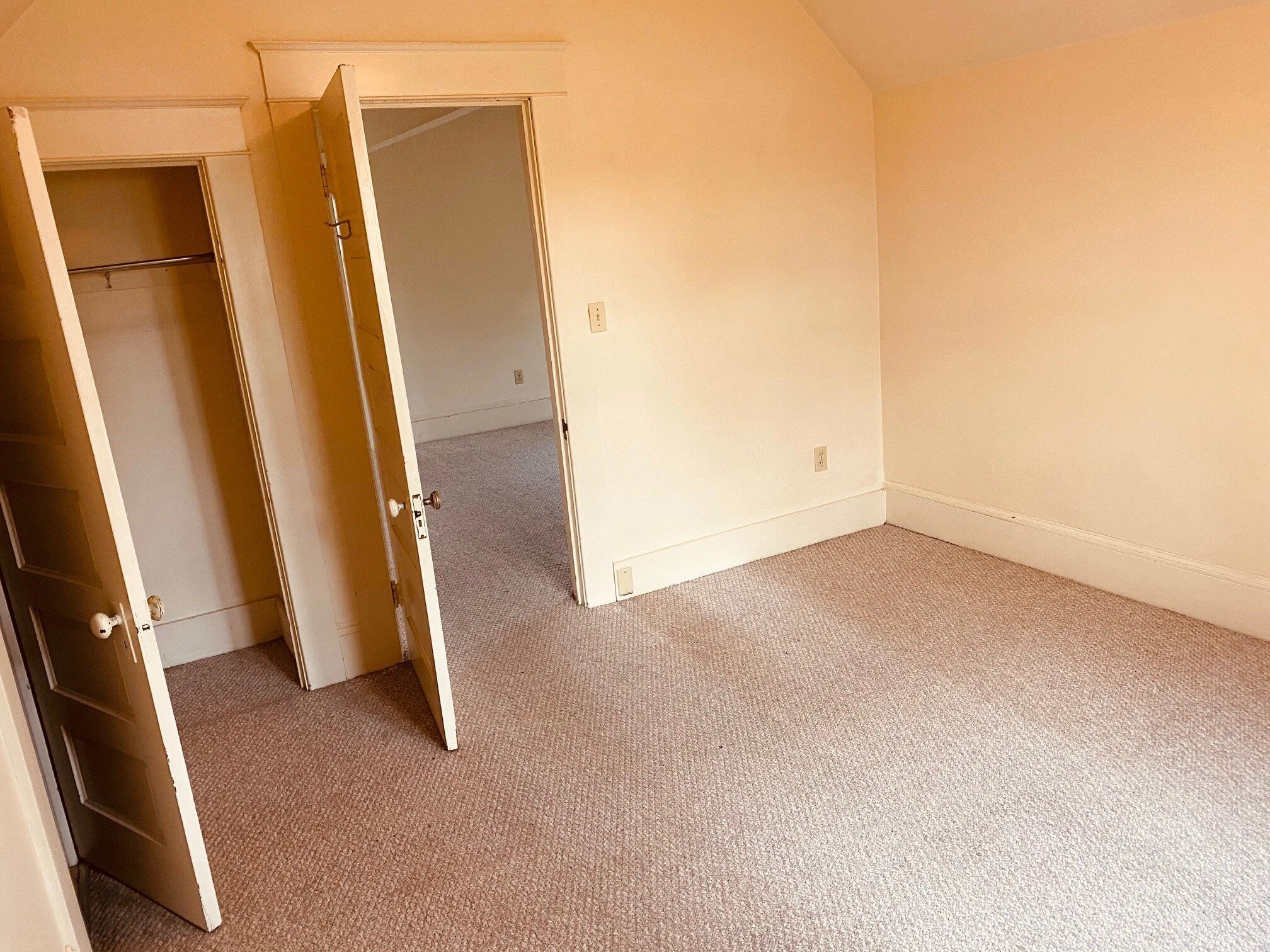 bedroom.jpg