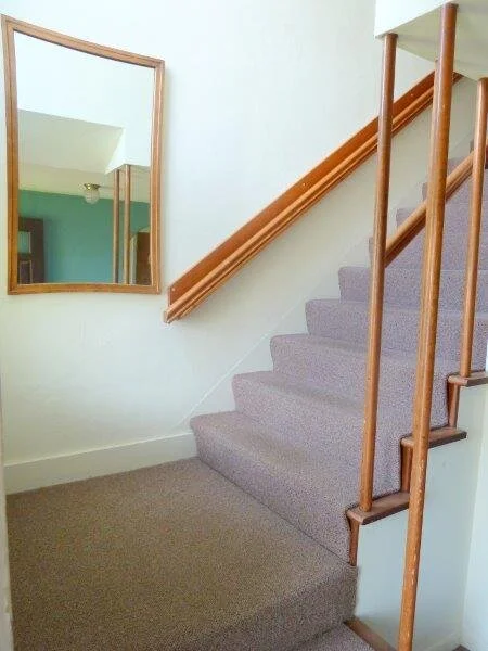 980- stair.jpg