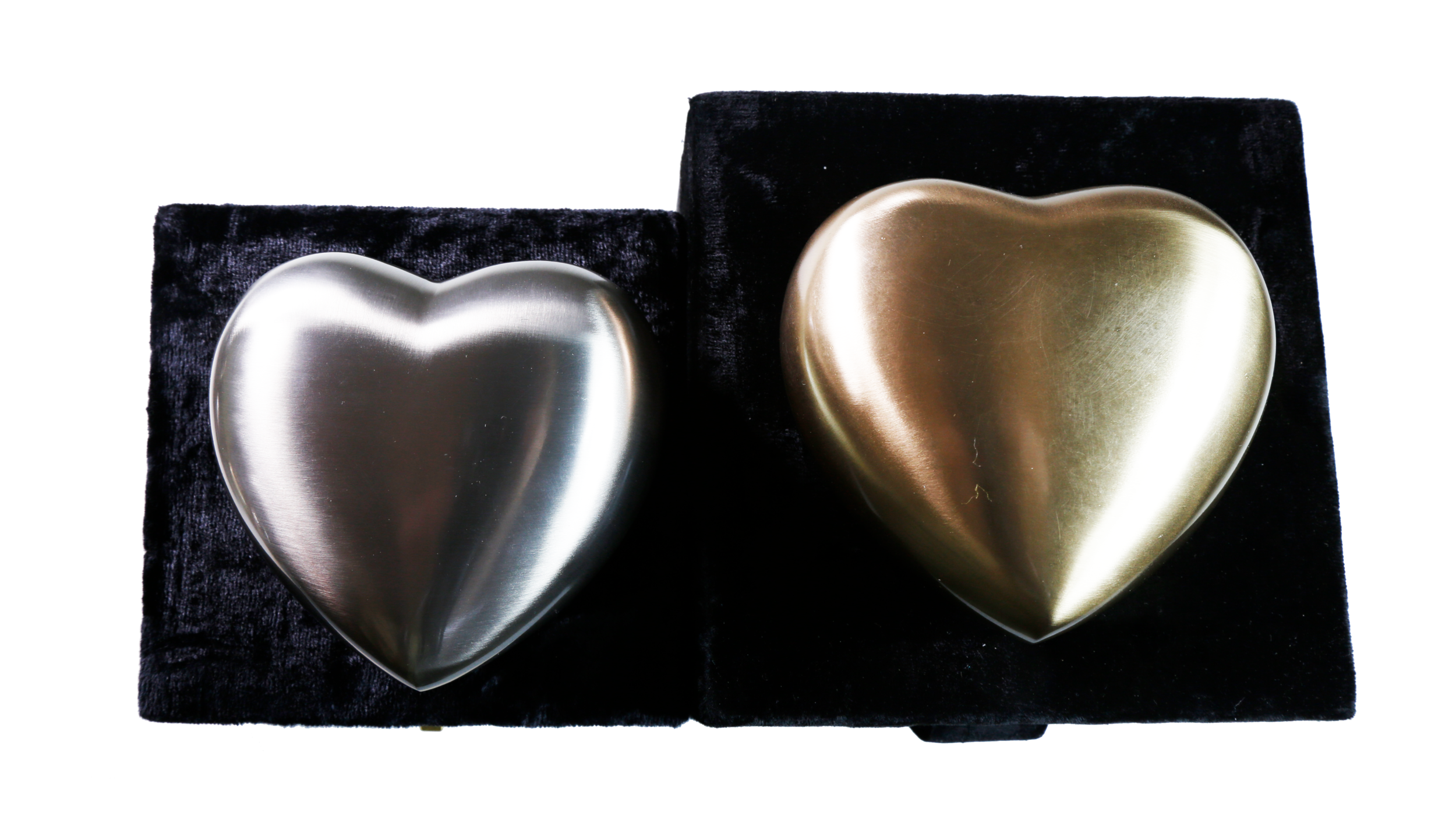 Gold and silver heart.png