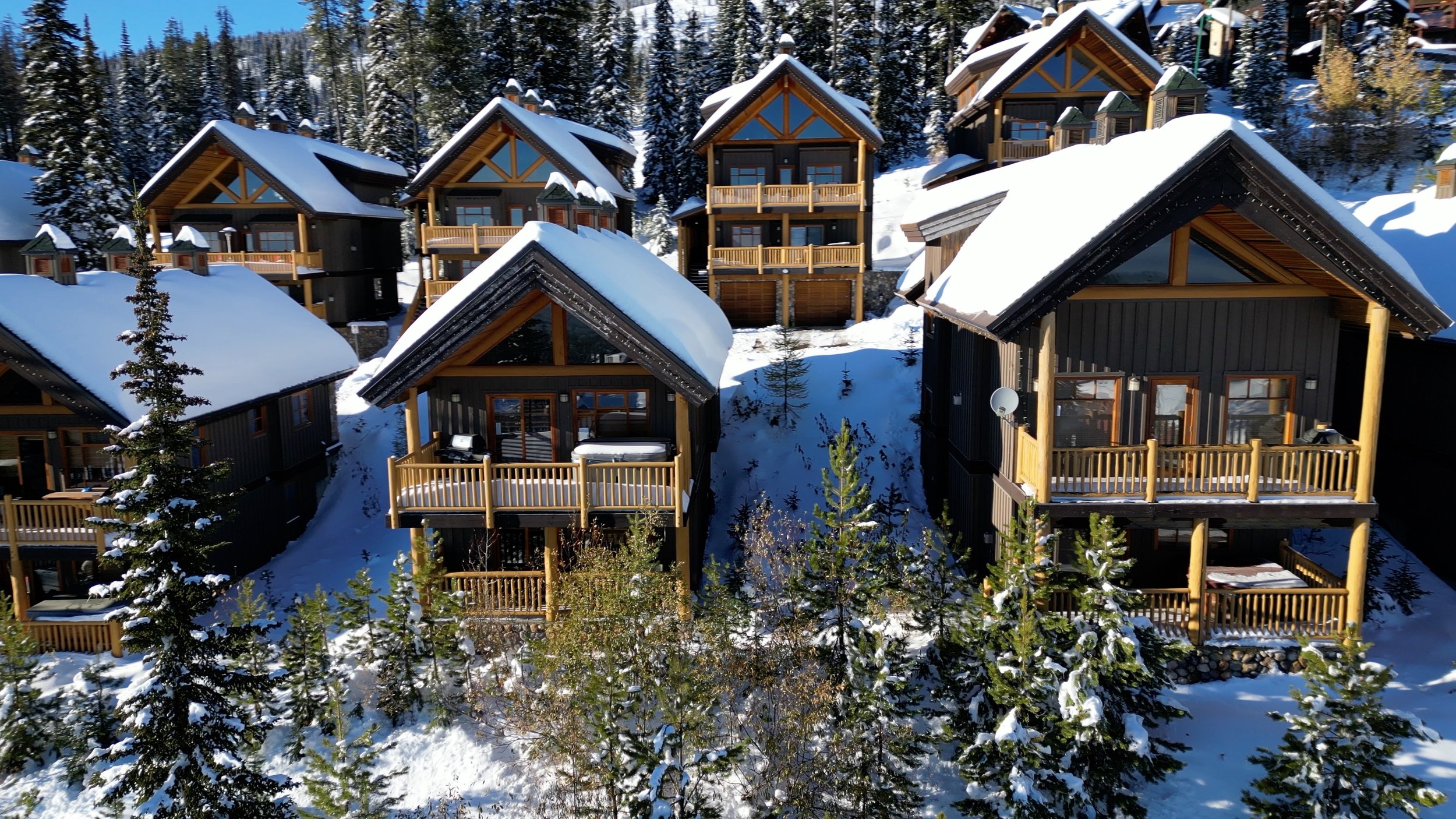 woodcutter-cabins-big-white-ski-resort-kelowna-bc-02.jpg