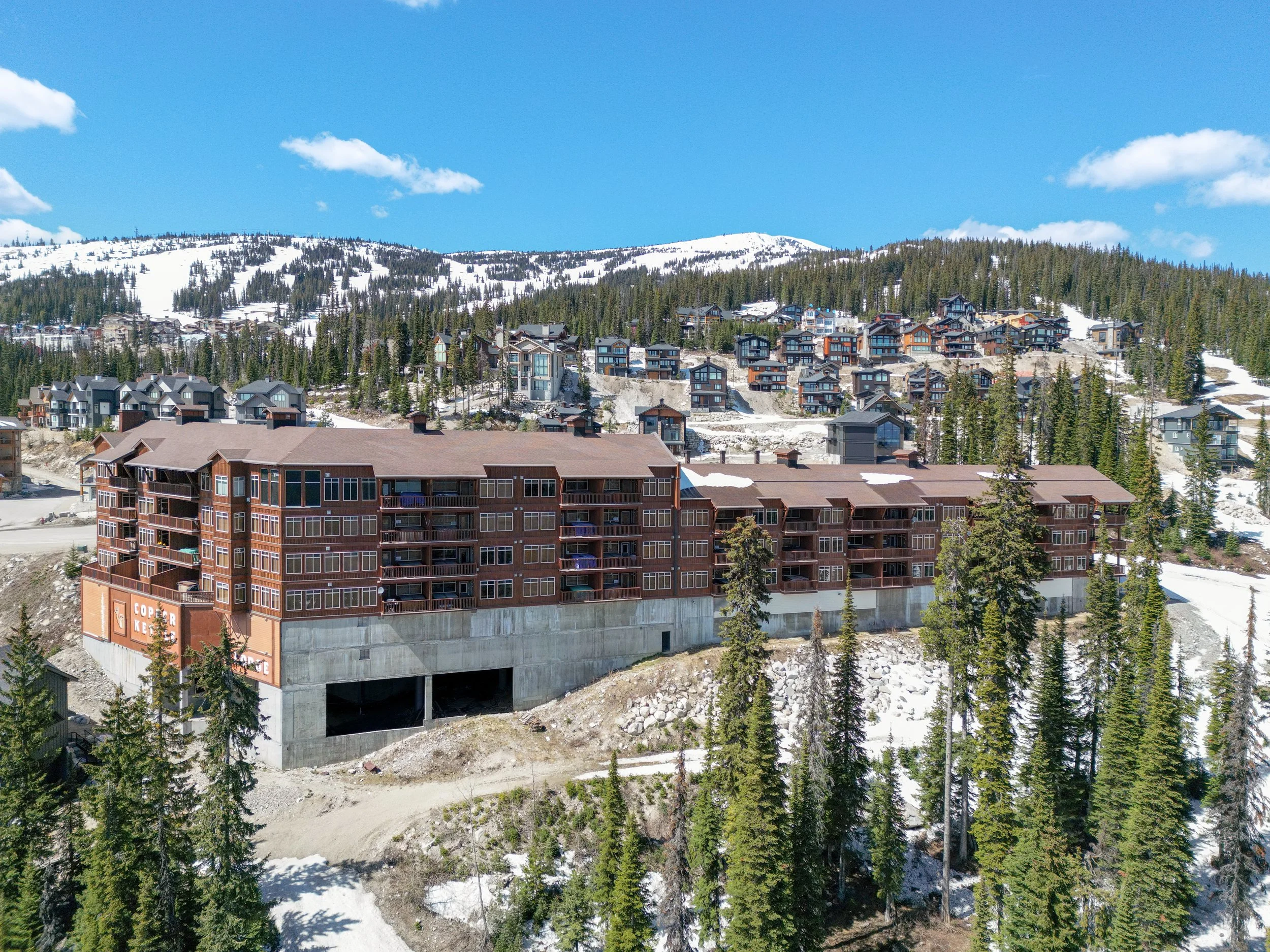 img-409-250-feathertop-way-copper-kettle-lodge-condo-big-white-for-sale-36.jpg