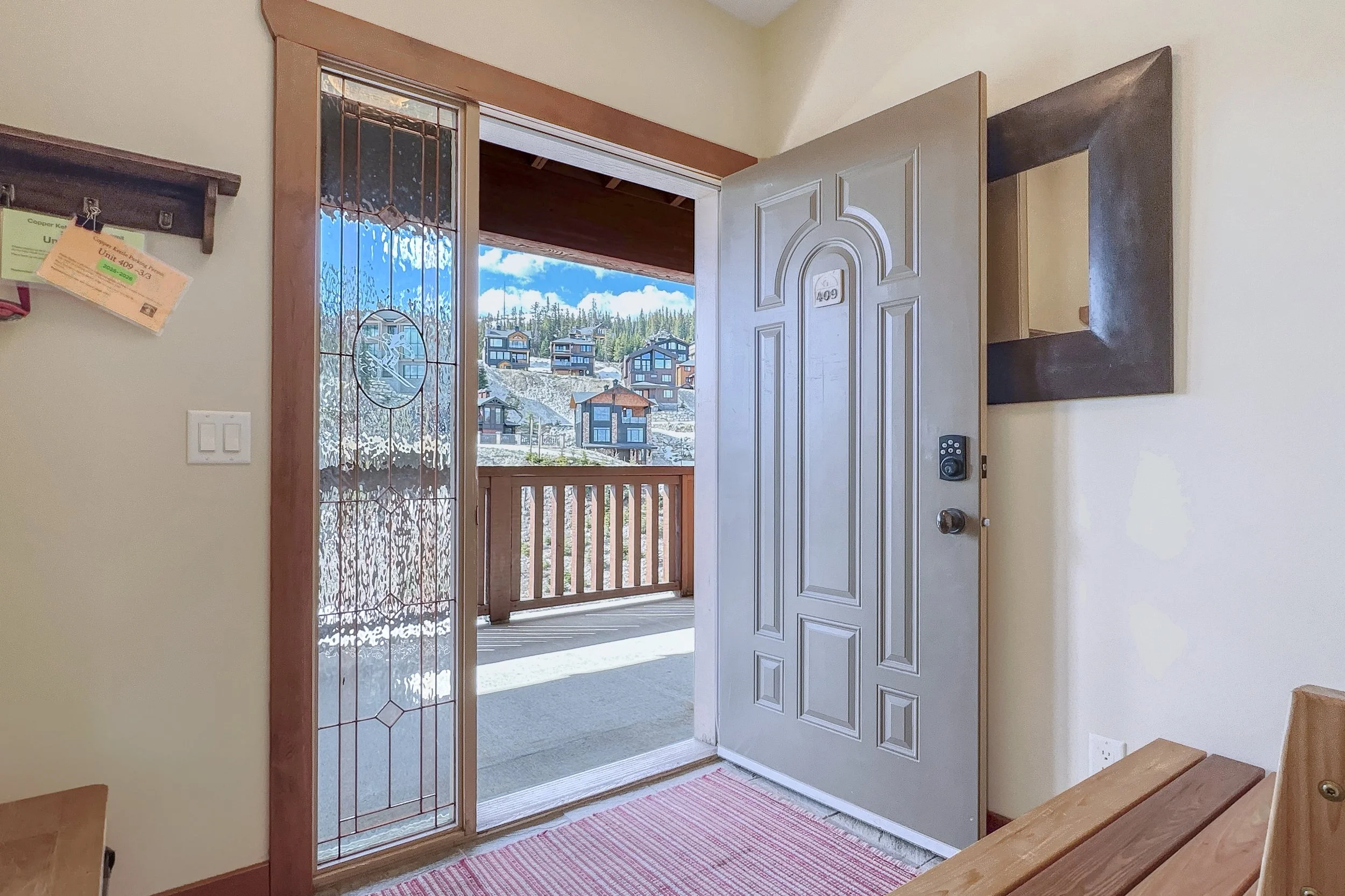 img-409-250-feathertop-way-copper-kettle-lodge-condo-big-white-for-sale-20.jpg