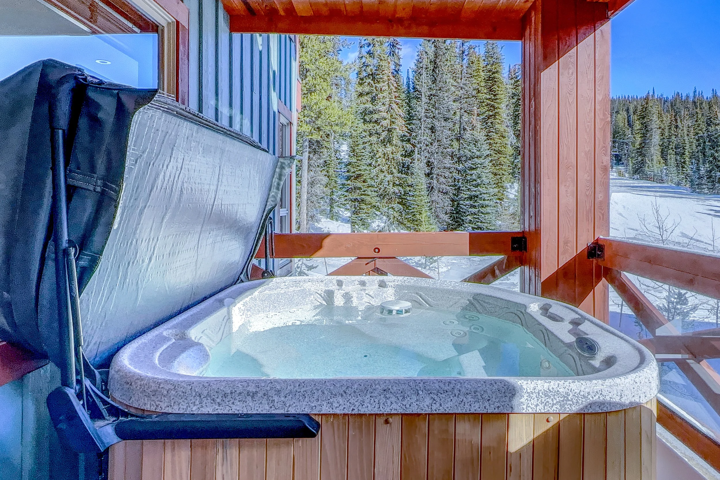 306-5257-big-white-road-stonebridge-lodge-condo-big-white-for-sale-26.jpg