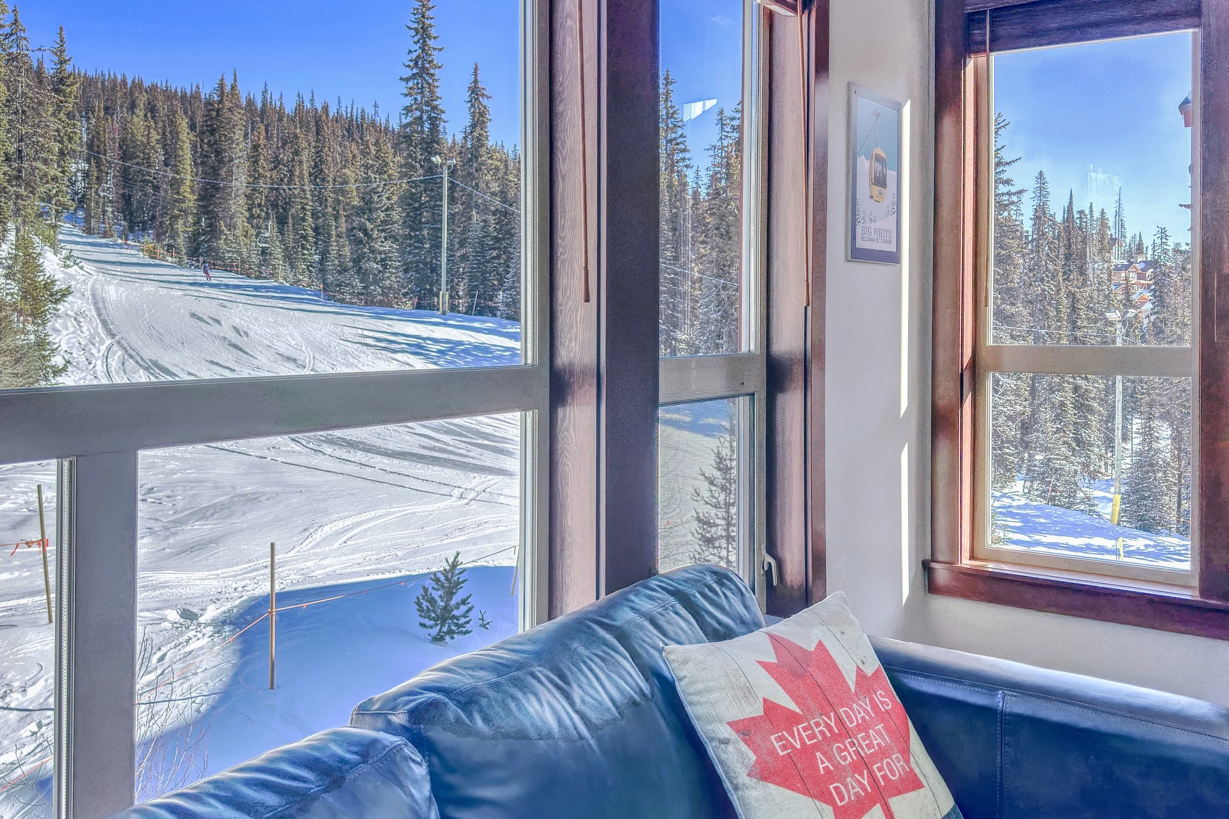 306-5257-big-white-road-stonebridge-lodge-condo-big-white-for-sale-5.jpg