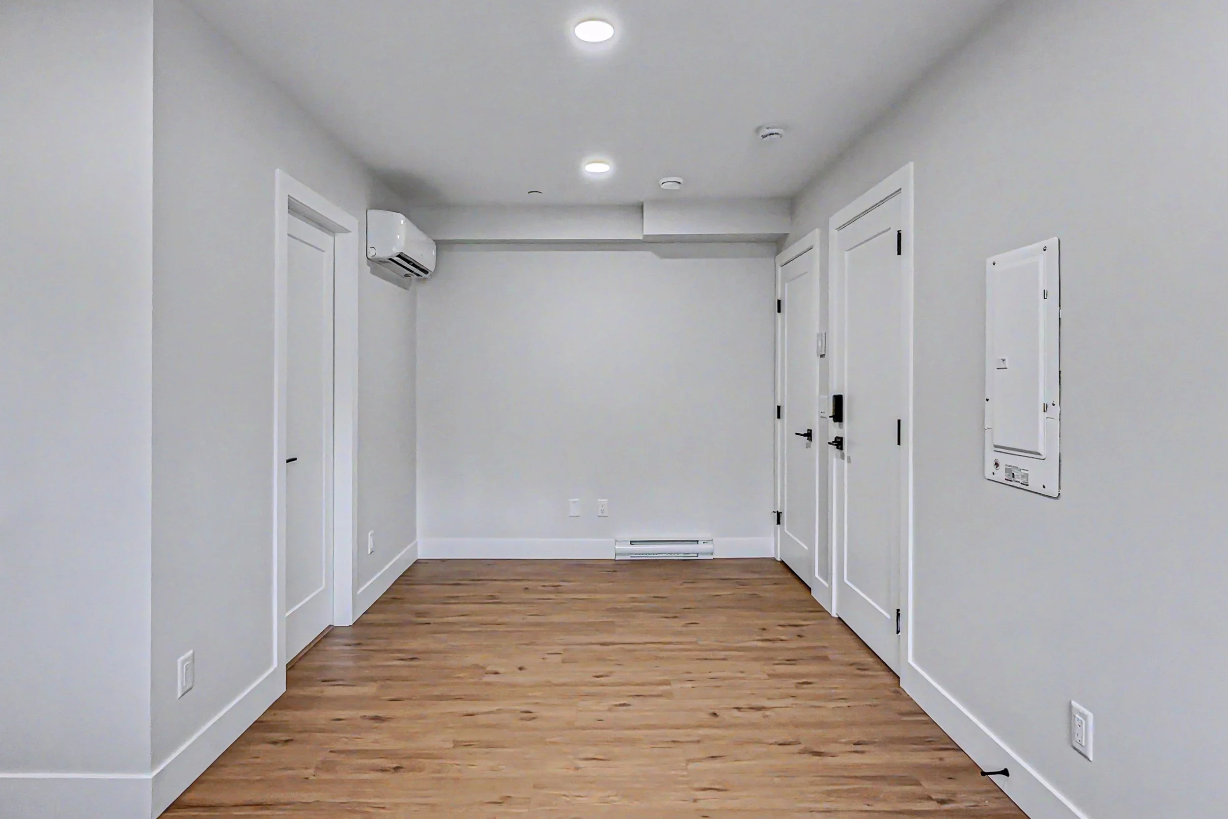 img-85-creekside-trail-duplex-with-suite-big-white-for-sale-41.jpg
