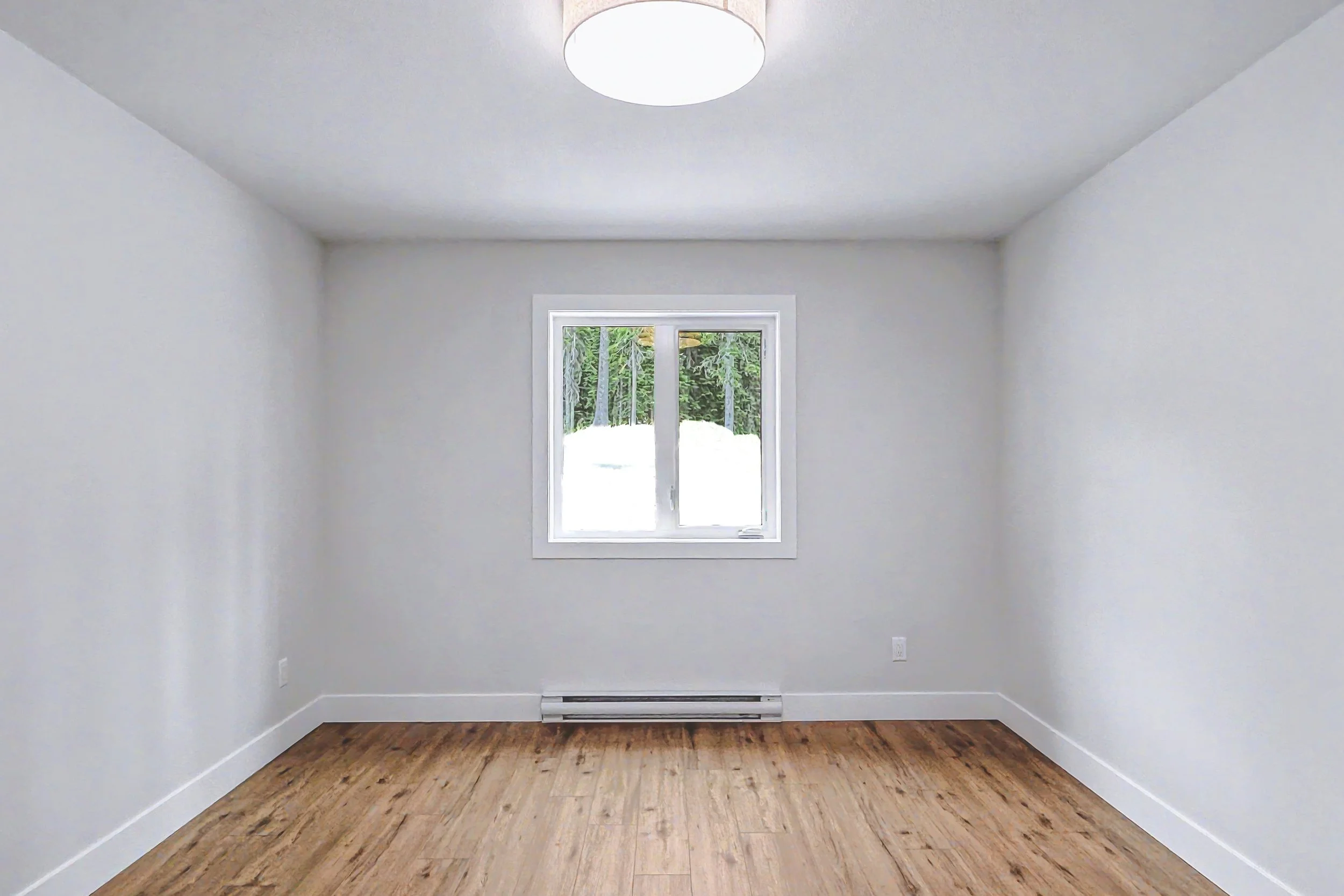 img-85-creekside-trail-duplex-with-suite-big-white-for-sale-34.jpg