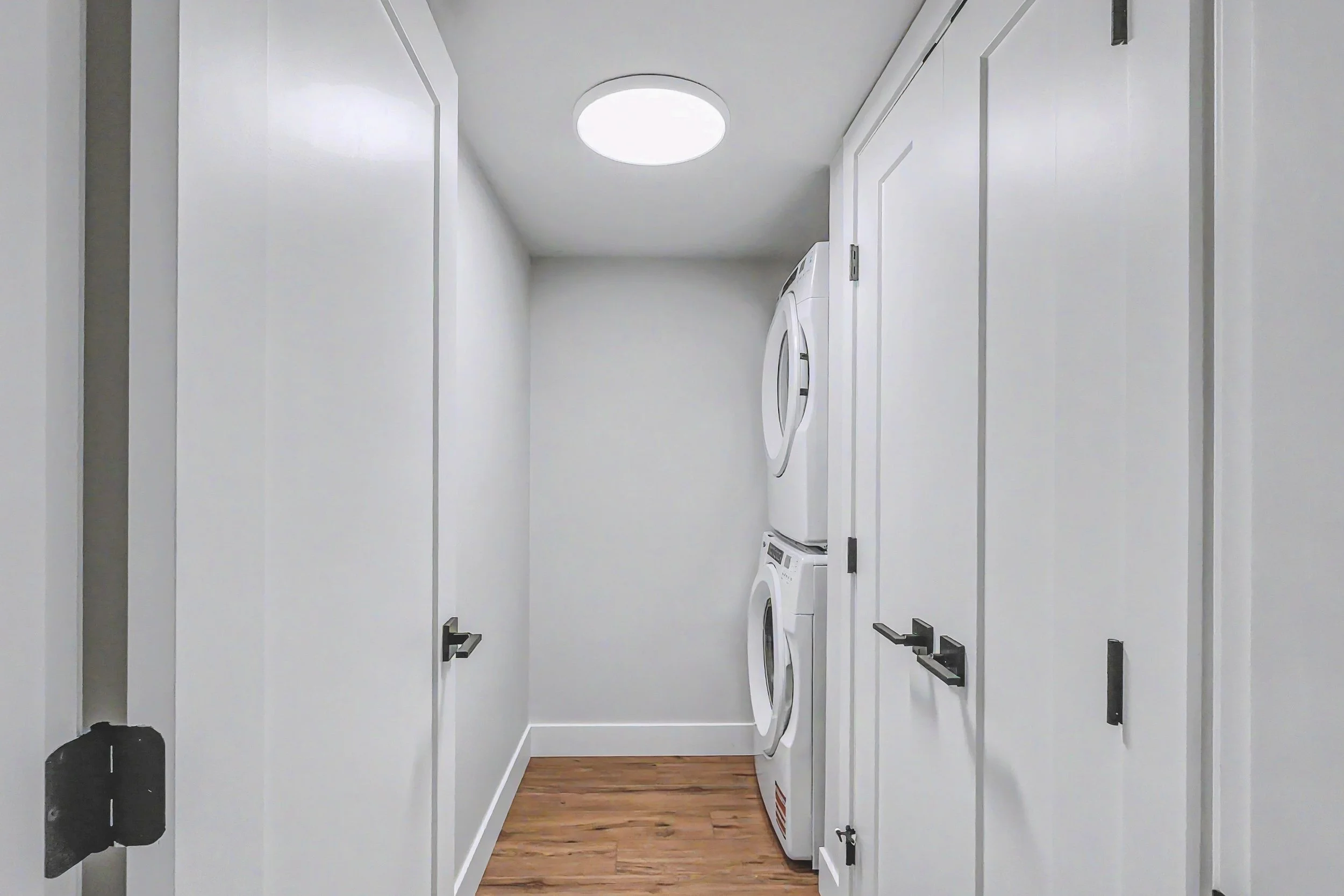 img-85-creekside-trail-duplex-with-suite-big-white-for-sale-30.jpg