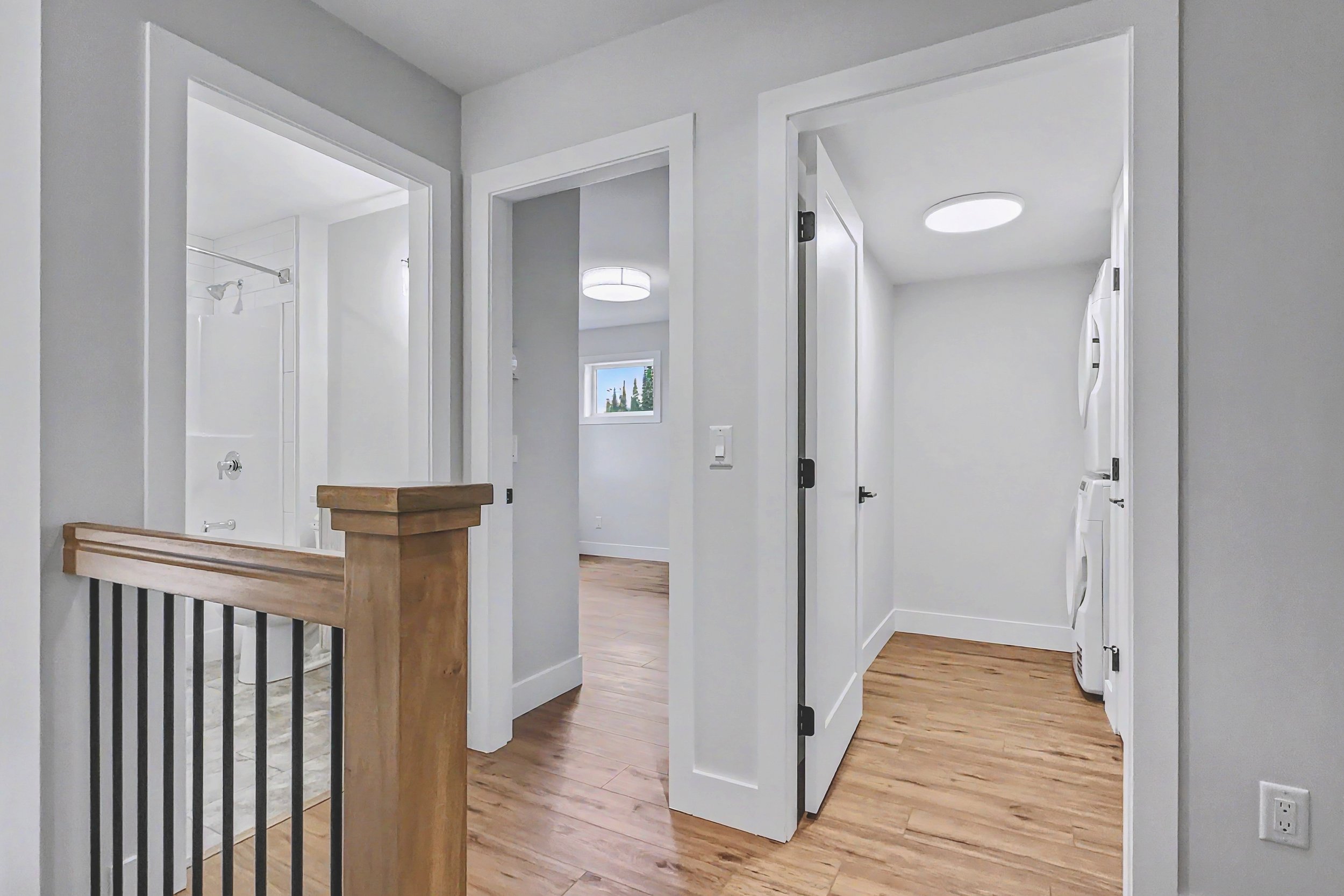 img-85-creekside-trail-duplex-with-suite-big-white-for-sale-29.jpg