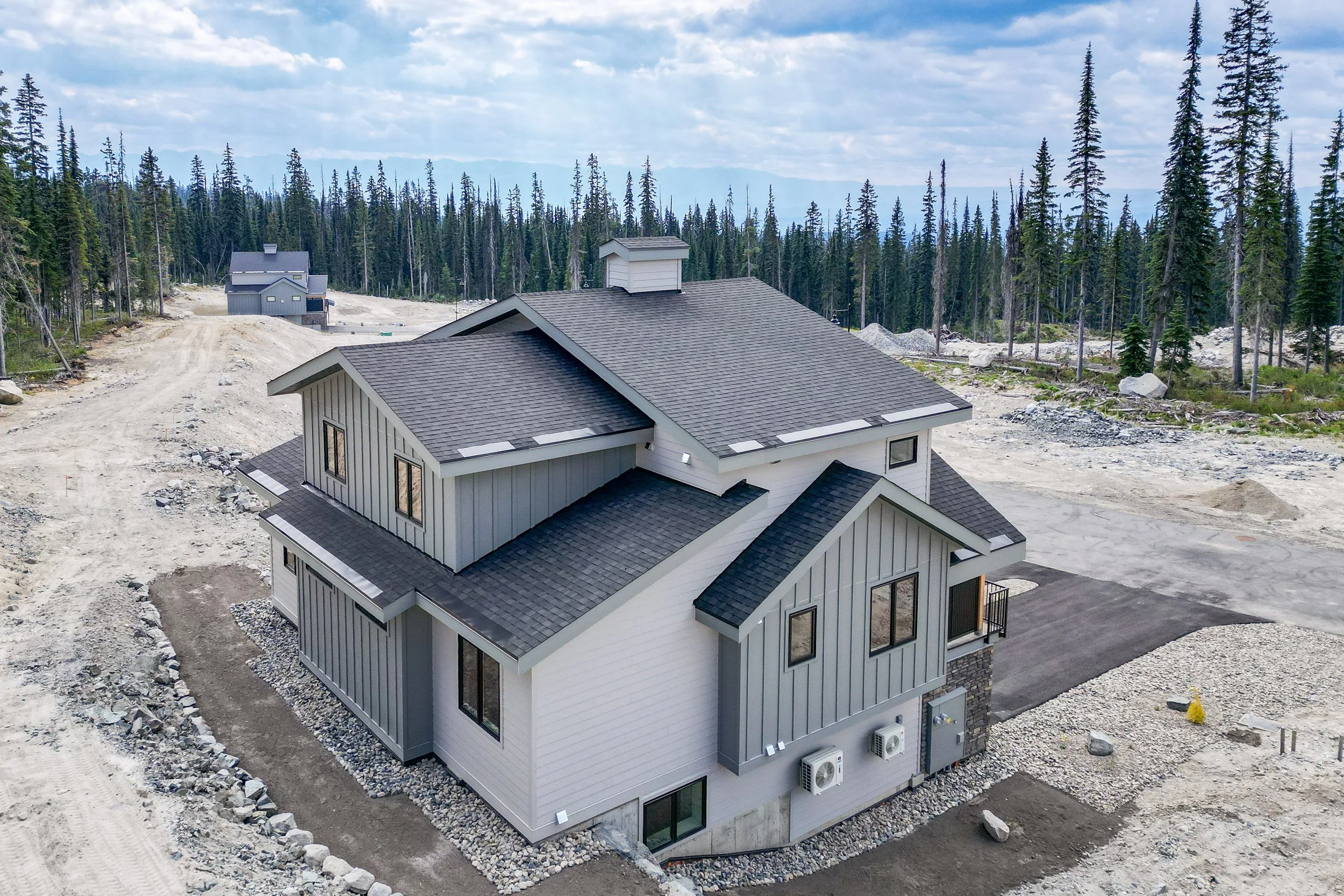 img-85-creekside-trail-duplex-with-suite-big-white-for-sale-5.jpg