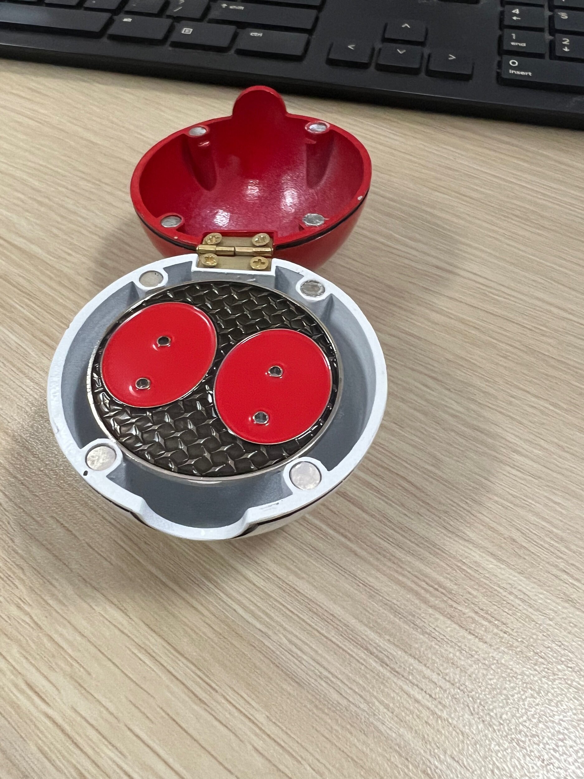 72B93149-3126-47FE-973E-A6D5D1011282