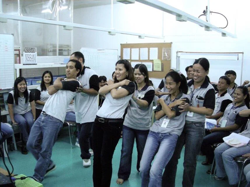 trust-exercise-effective-workplace-communication.jpg