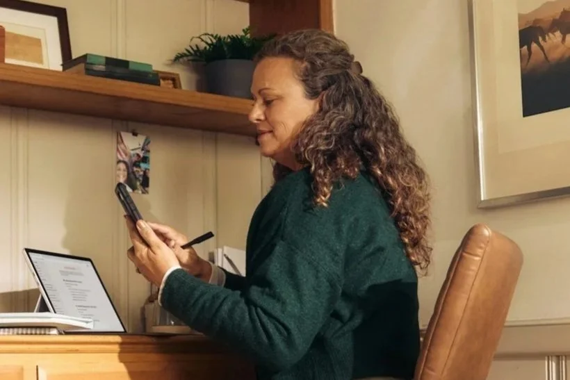 Executive Communication for Non-Native English Speakers: How to Be Heard in U.S. Workplaces