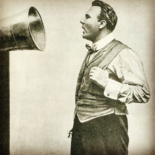 Feodor Chaliapin 1913
#operasingers #expressivevoice
#naturalisticacting #singer #voicemasters #findingyourvoice 
#voiceteacher #performer 
#voicelesson @nikstechnique