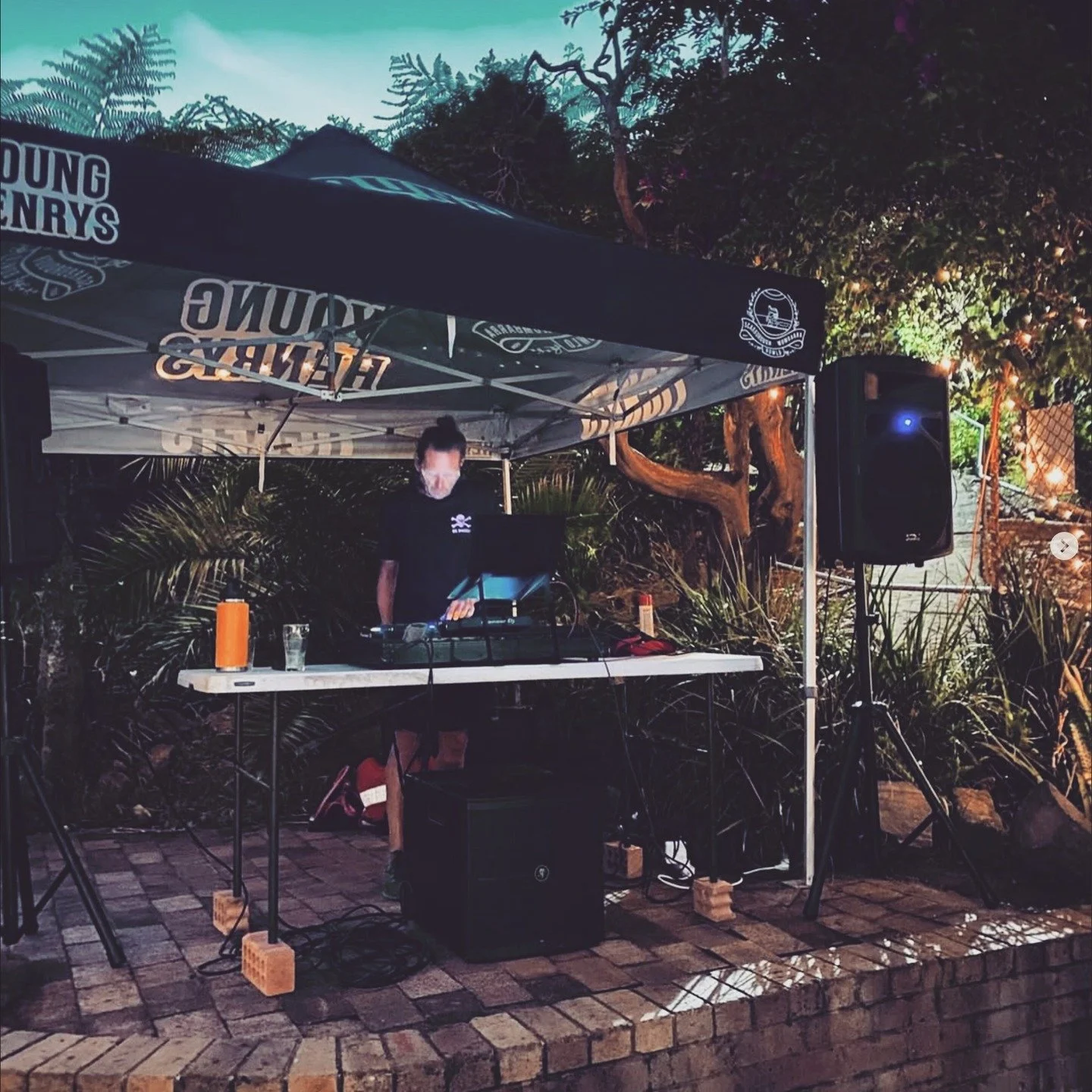 In between panellists we are grateful to have @djalobar serving us up with some sweet sounds. Normally found @wombarra_bowlo providing the perfect backdrop to a Sunday of enlightening conversation. Music, food, architecture, landscapes, tours, kids g