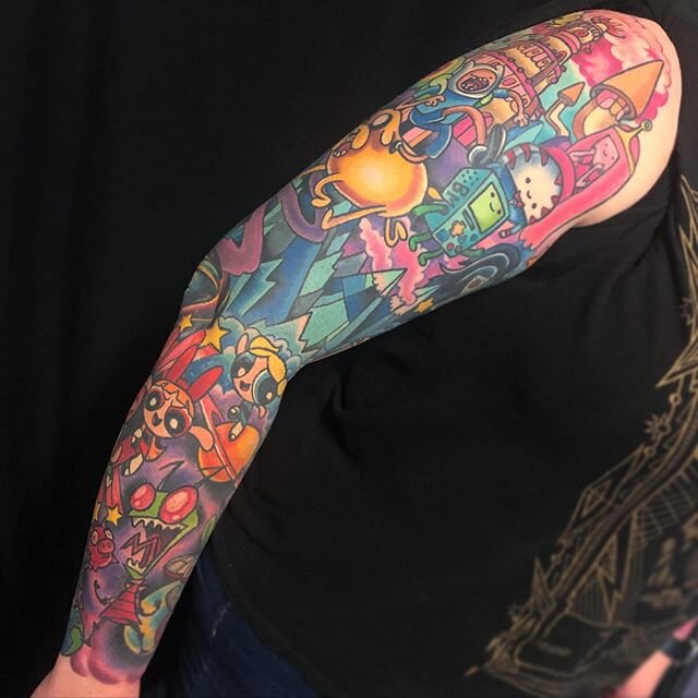 ⚔️💖🪐💖⚔️
A HEALED &amp; lived in sleeve ⚔️
More big projects! 💖 I&rsquo;m taking enquires for ADELAIDE tatts NOW 🪐 let&rsquo;s chat about your dream tatt 📬 sarahkatetattoo@gmail.com 
#sarahk #sarahktattoo #lighthousetattoo #sydneytattoo #adelaid