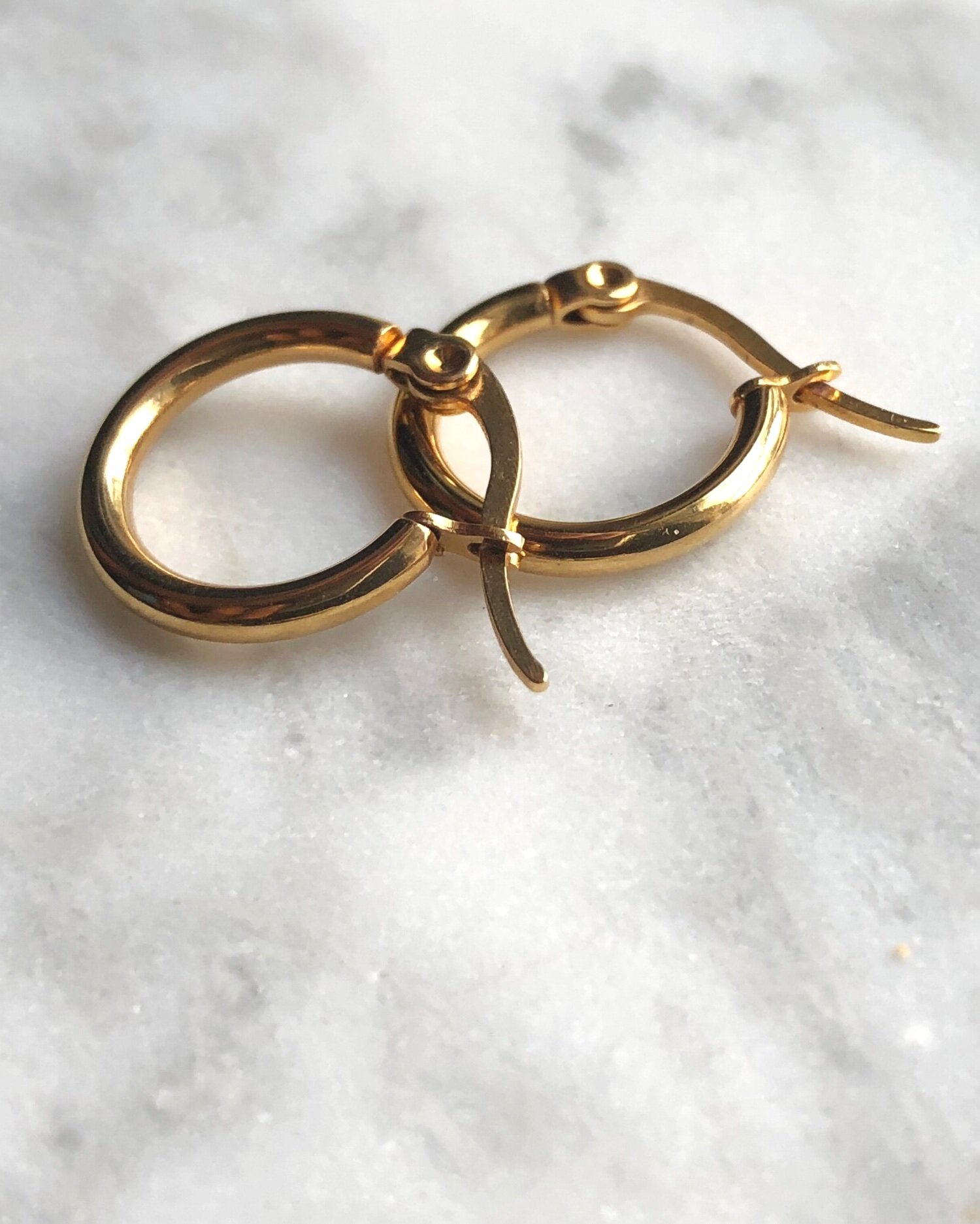 8BB5F7C1-6FD6-4E48-AFF4-9E0BBF239FE8